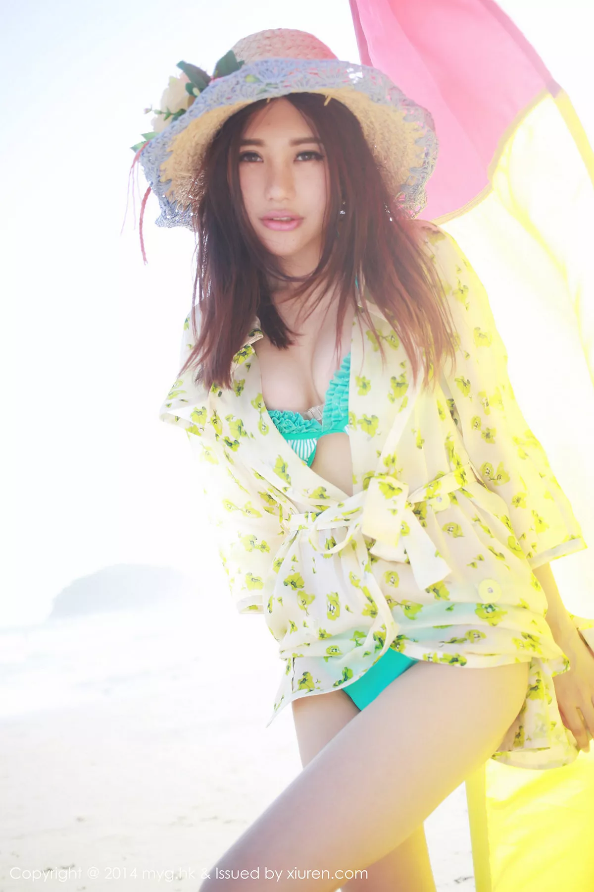 秀人集.com_[MyGirl美媛馆]Vol.014_嫩模绮里嘉ula泳池边性感比基尼秀豪乳翘臀写真119P