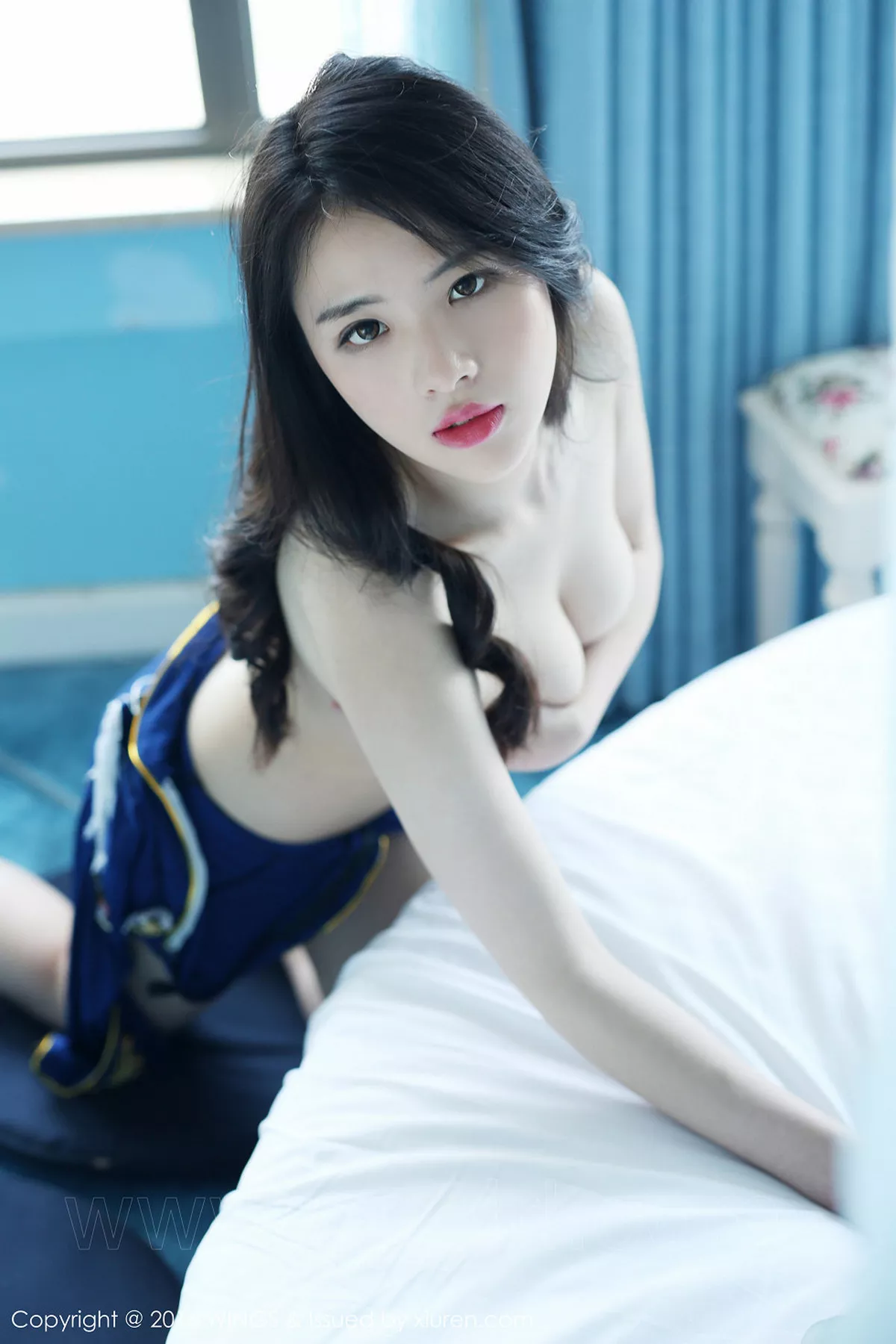 秀人集.com_[WingS影私荟]Vol.009_嫩模舒林培火辣女警制服及性感内衣白色蕾丝诱惑写真50P