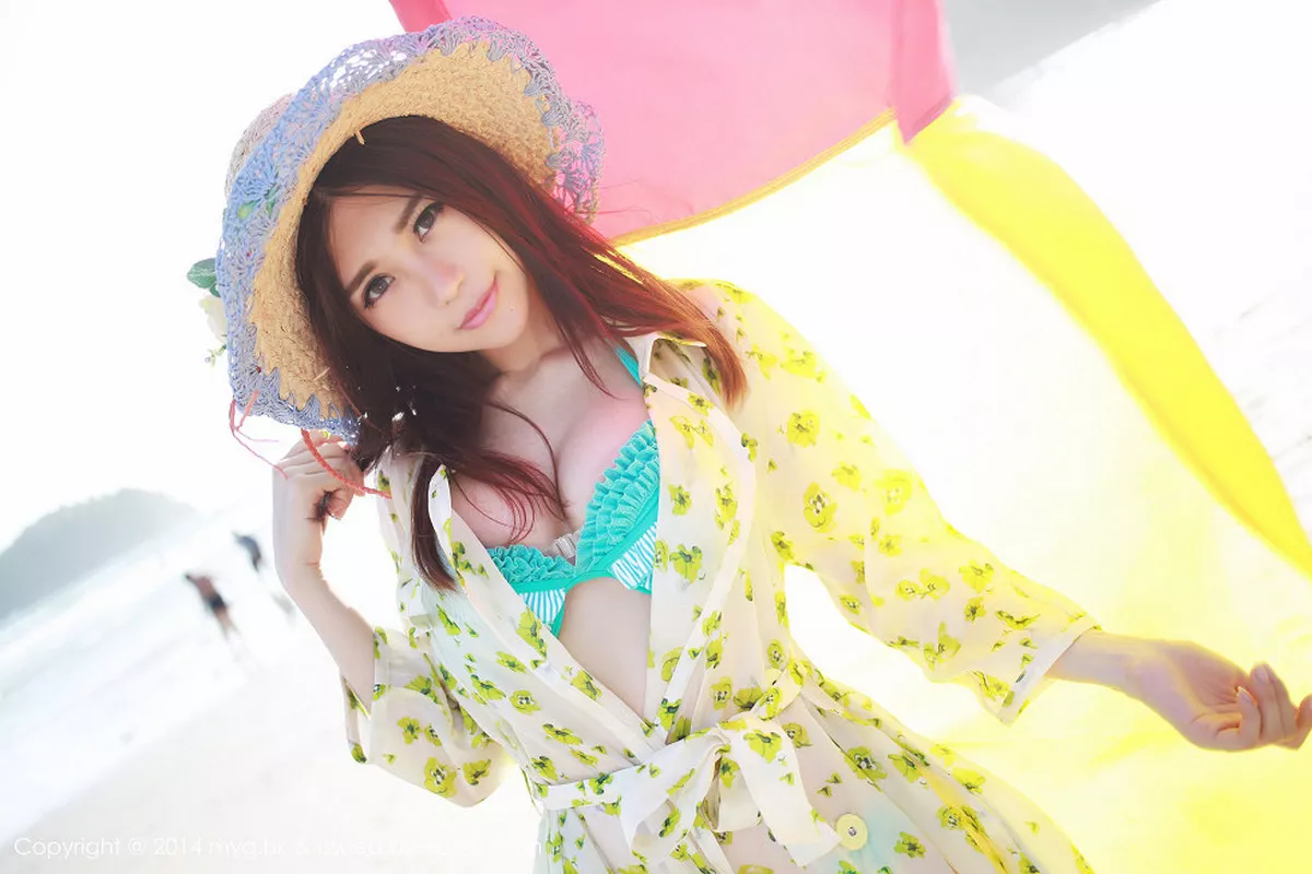 秀人集.com_[MyGirl美媛馆]Vol.014_嫩模绮里嘉ula泳池边性感比基尼秀豪乳翘臀写真119P