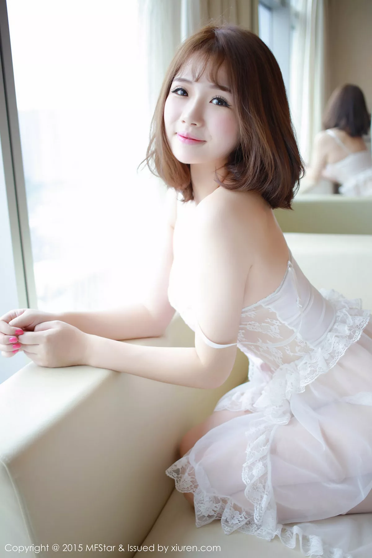 秀人集.com_[MFStar模范学院]Vol.012_嫩模徐cake白色透明薄纱睡裙秀豪乳美臀诱惑写真50P