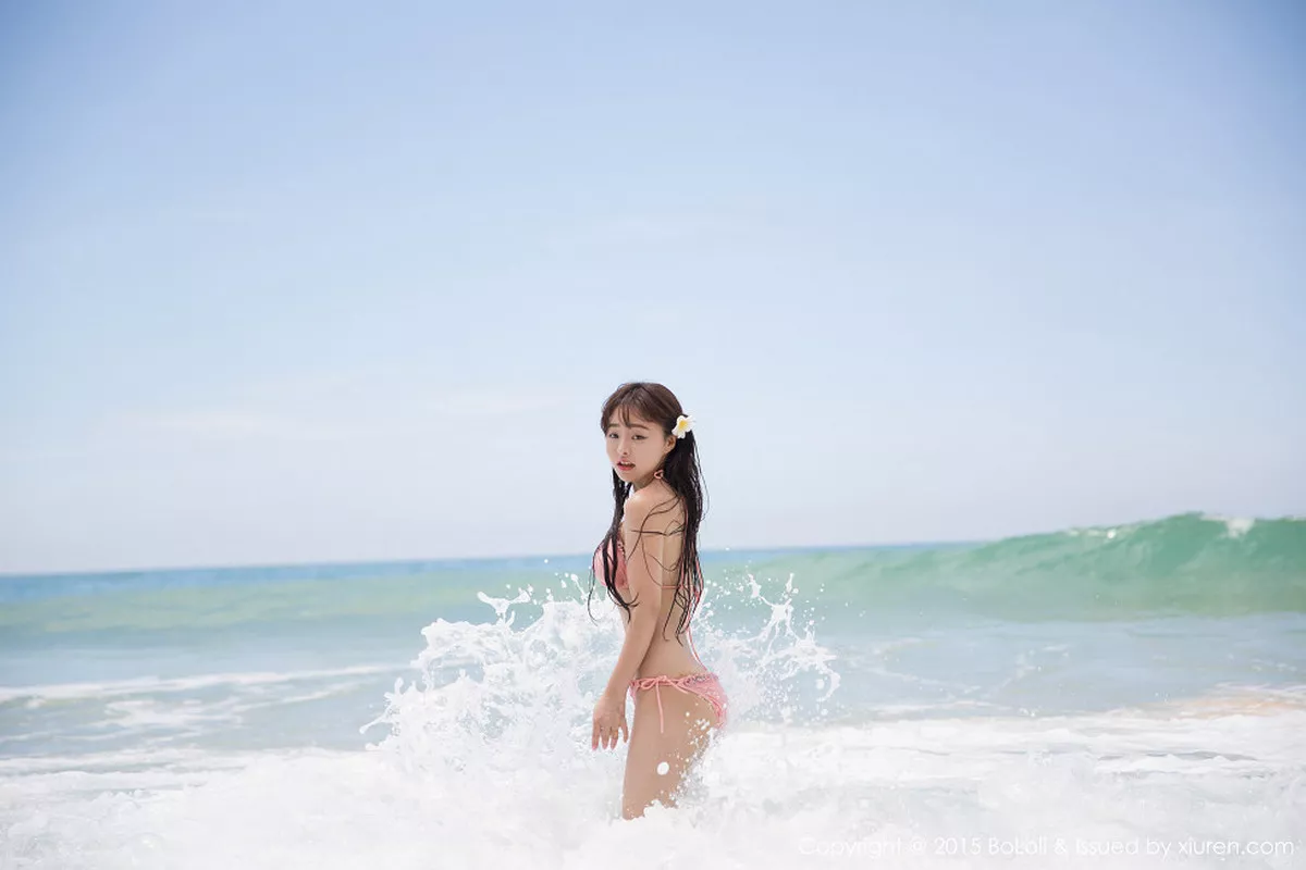 秀人集.com_[BoLoli波萝社]Vol.001_嫩模柳侑绮sevenbaby童颜巨乳性感系列生活写真秀94P