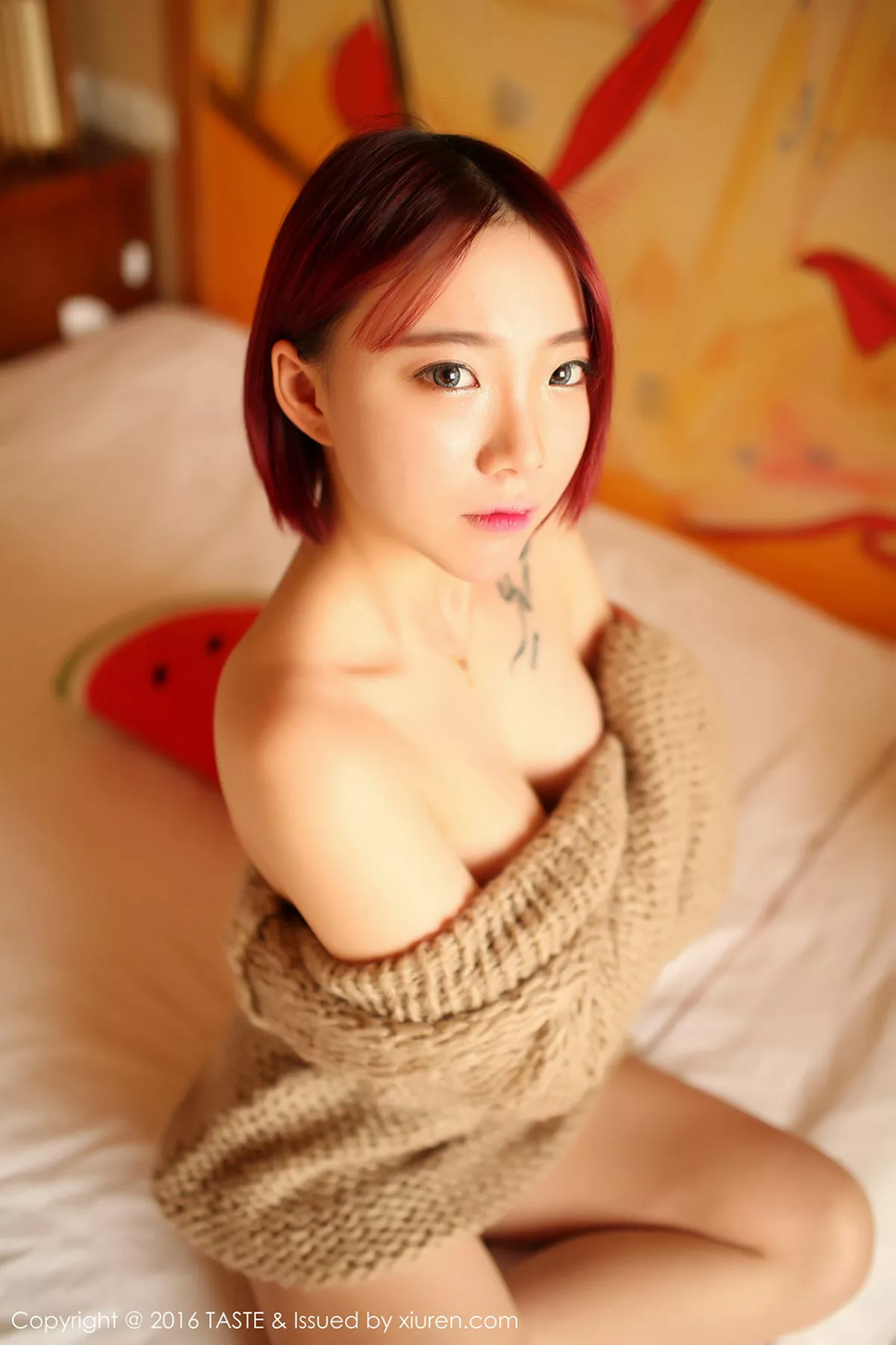 秀人集.com_[Taste顽味生活]Vol.001_嫩模小泽空Moves居家私房半露美胸性感美背迷人写真51P