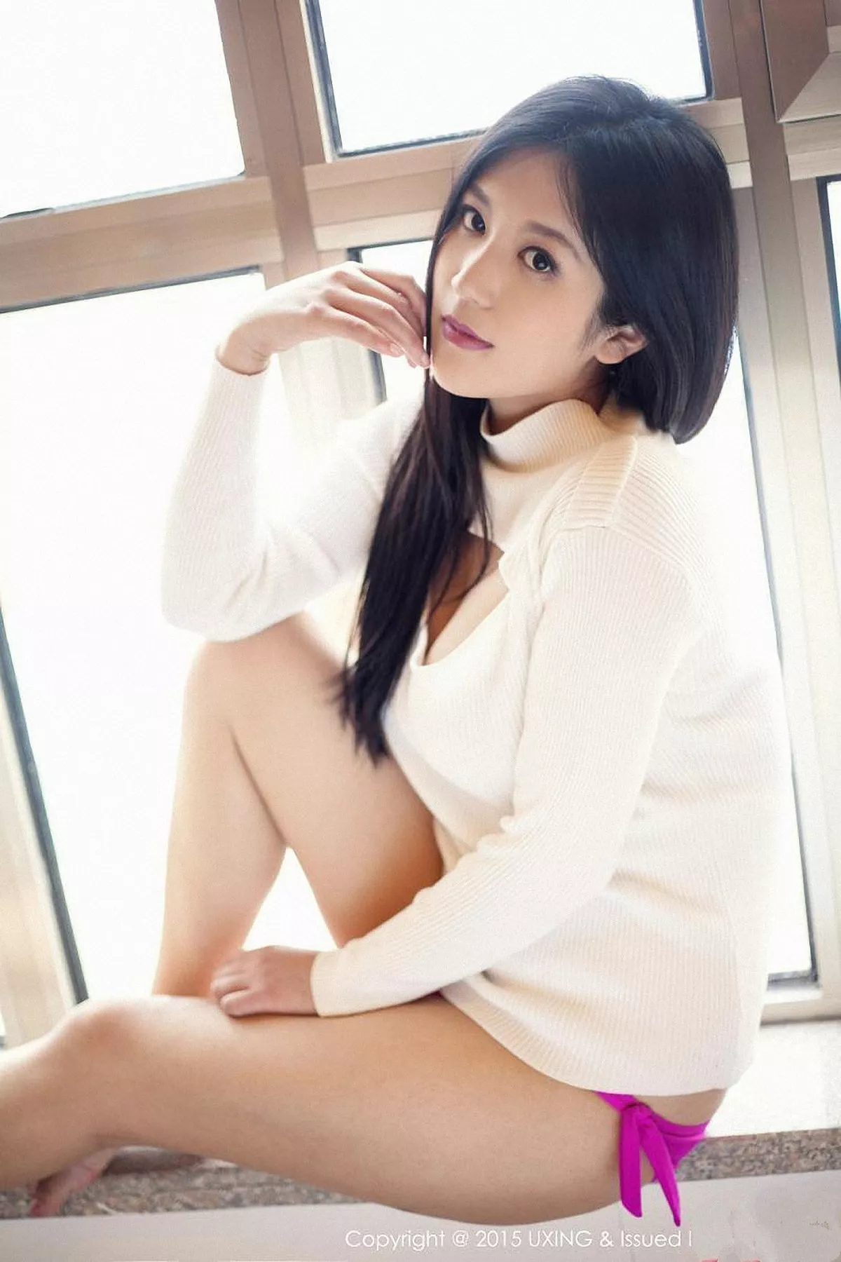 秀人集.com_[UXING优星馆]Vol.006_嫩模莲漪lenne红色内裤性感翘臀低胸内衣秀豪乳55P