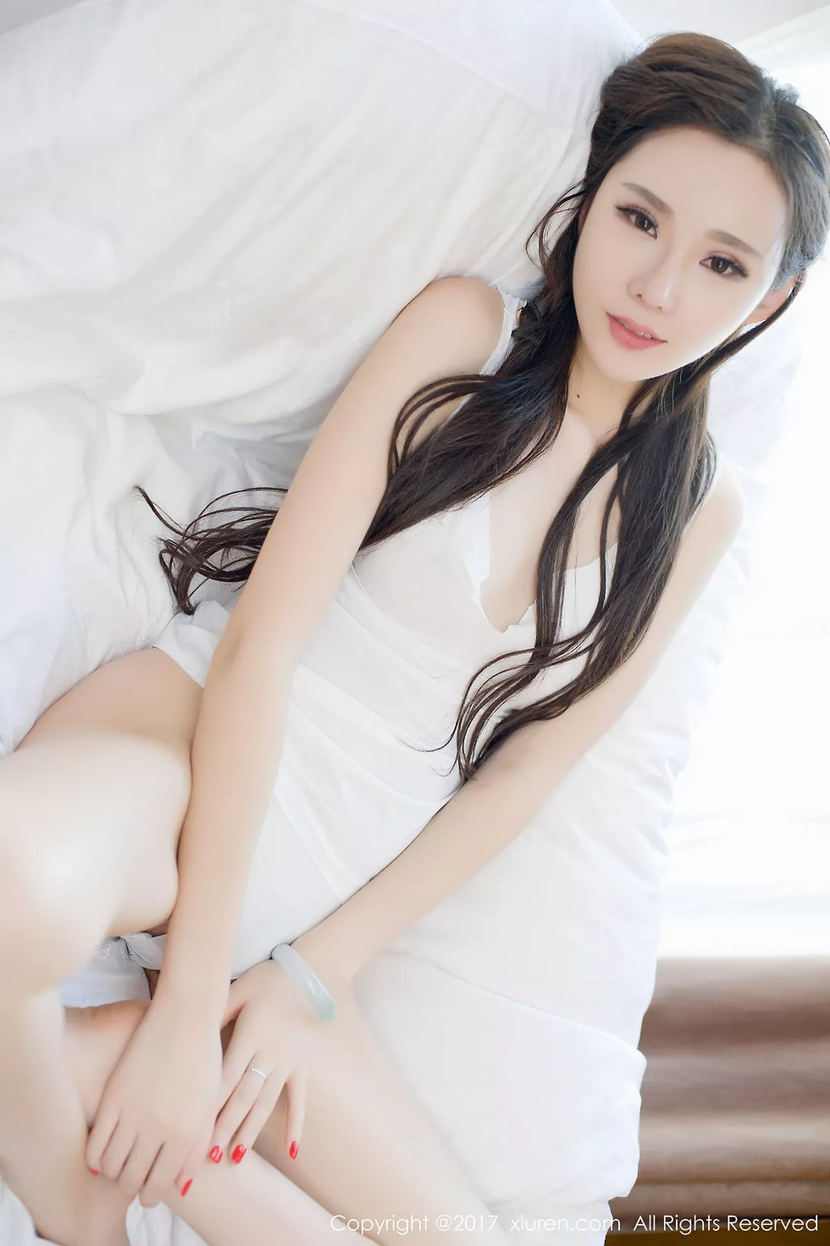 秀人集.com_[XiuRen秀人网]No.682_新晋模特萌琪琪Irene日系超短漏胸死库水秀完美身材性感写真63P