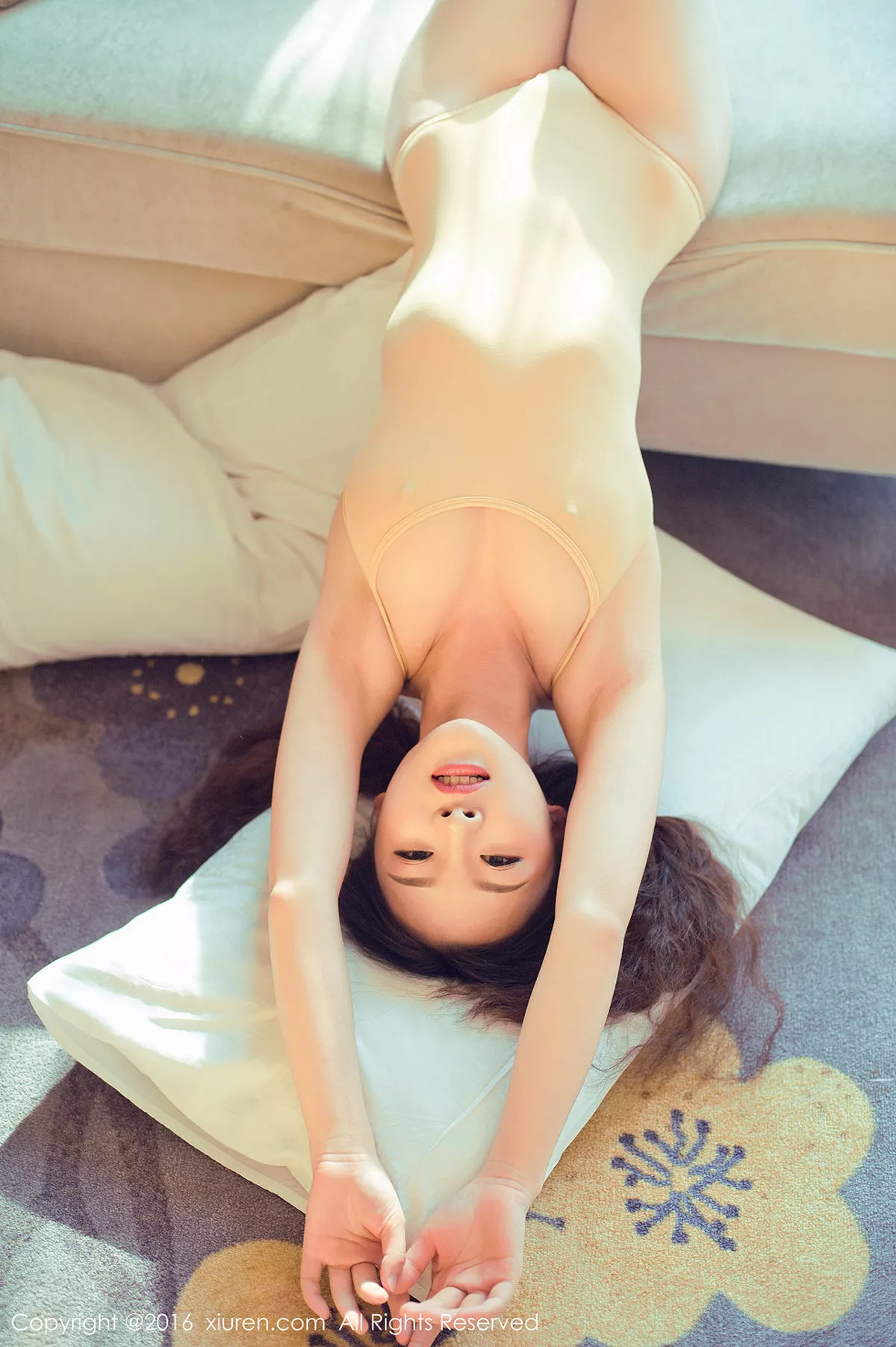 秀人集.com_[XiuRen秀人网]No.648_嫩模尤Una娜居家私房性感肉色连体体操服撩人姿势极致诱惑写真70P