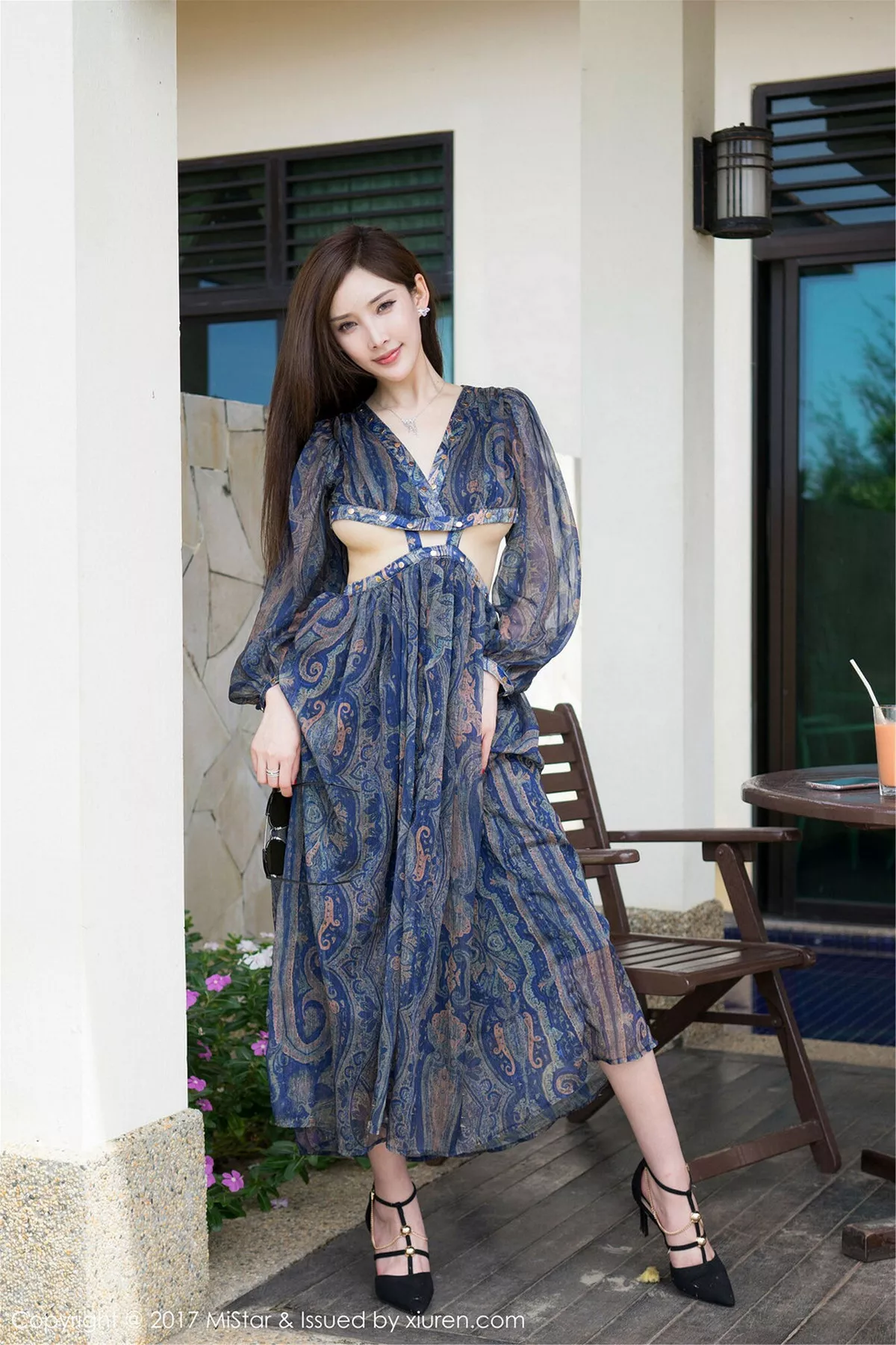 秀人集.com_[MiStar魅妍社]Vol.167_嫩模土肥圆矮挫穷沙巴旅拍泳池里脱比基尼秀傲人美乳诱惑写真42P