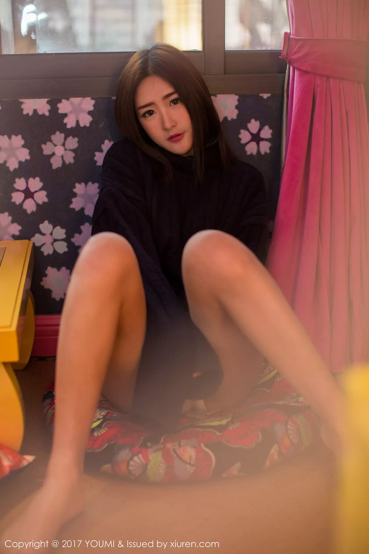 秀人集.com_[YouMi尤蜜荟]Vol.033_嫩模周琰琳LIN居家私房白色内衣秀完美身材迷情诱惑写真50P