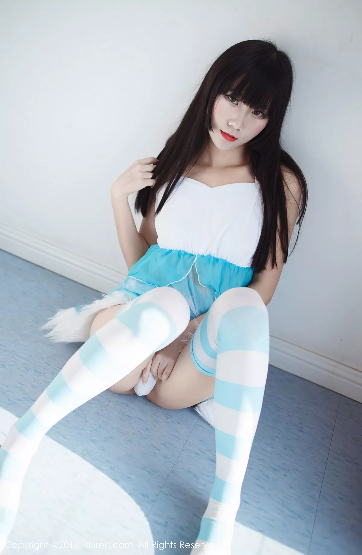 秀人集.com_[XiuRen秀人网]No.676_新人模特香风提比w居家私房内衣大尺度全裸人体艺术诱惑写真52P