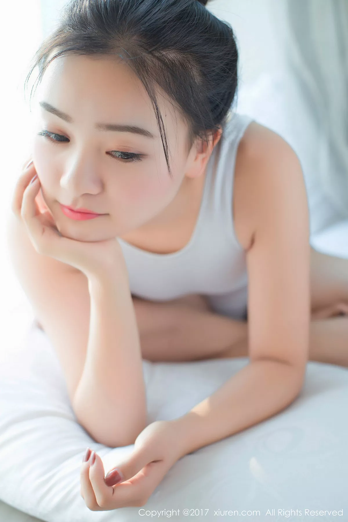 秀人集.com_[XiuRen秀人网]No.684_嫩模芈琳娜居家蓝色低胸体操服秀美胸白色死库水性感写真62P