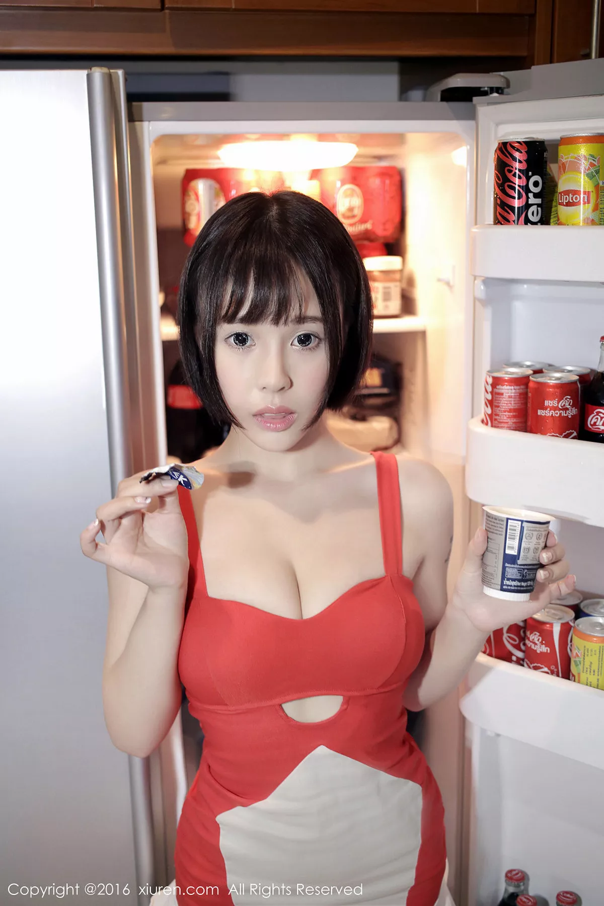 秀人集.com_[XiuRen秀人网]No.665_嫩模Evelyn艾莉苏梅岛旅拍性感小红裙秀白丝渔网腿袜写真40P