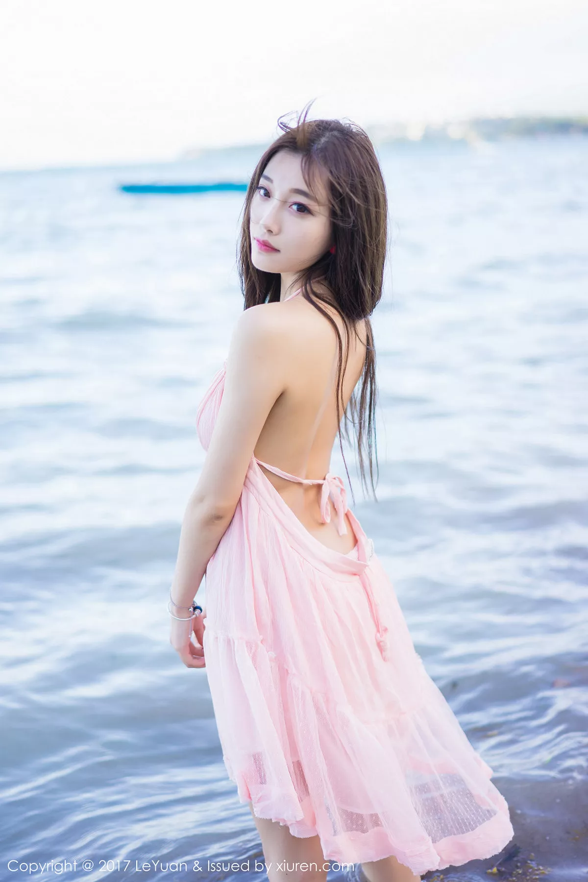 秀人集.com_[LeYuan星乐园]Vol.035_女神杨晨晨sugar海边粉红露背吊带裙真空秀美乳诱惑写真54P