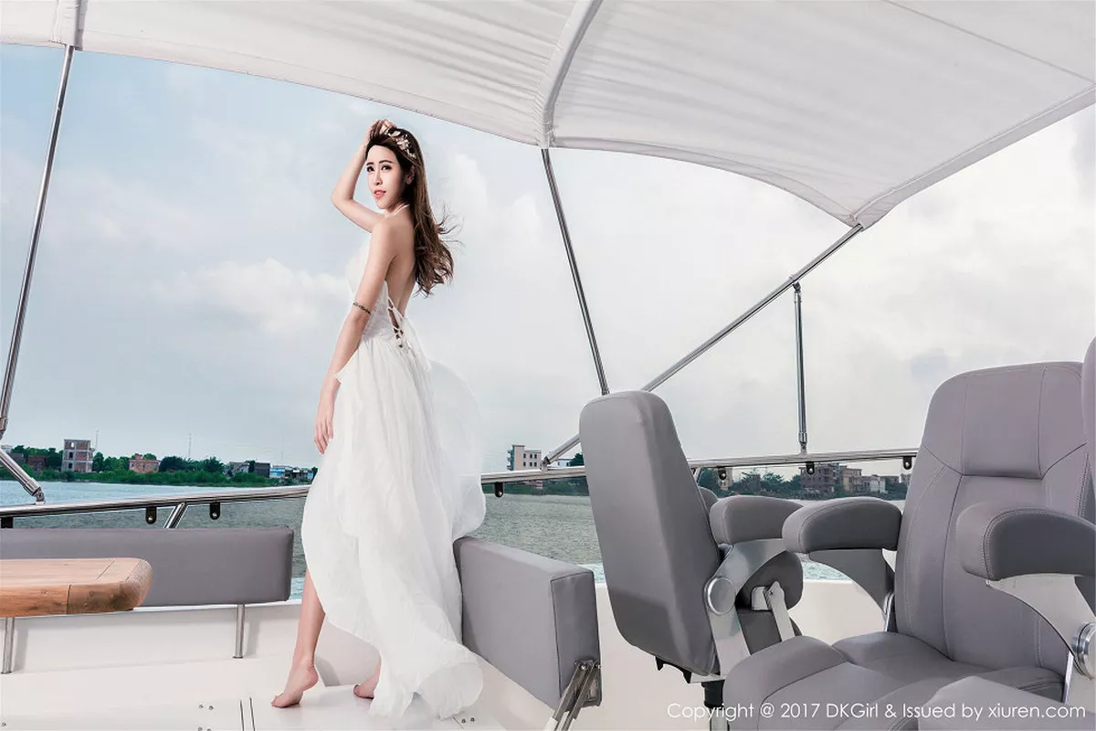 秀人集.com_[DKGirl御女郎]Vol.024_完美女神蔡乐儿性感内衣秀完美曲线傲人美乳诱惑写真52P