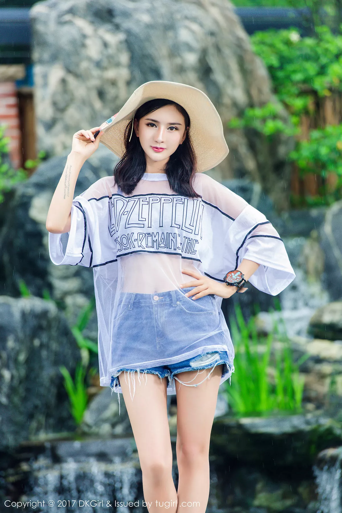 秀人集.com_[DKGirl御女郎]Vol.026_嫩模梅哥白色连体比基尼泳池湿身秀傲人美乳诱惑写真58P