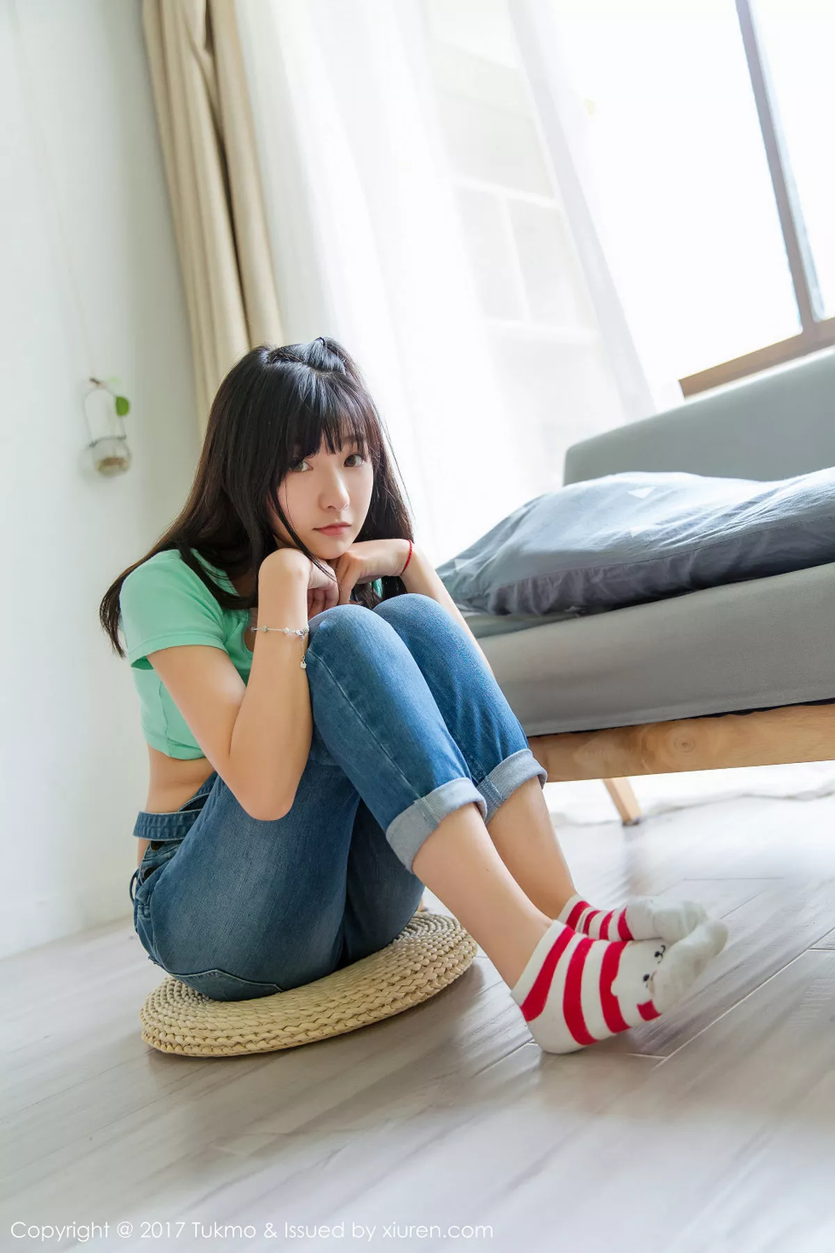 秀人集.com_[Tukmo兔几盟]Vol.095_巨乳萝莉球球居家牛仔裤系列娇羞可人清爽迷人写真41P