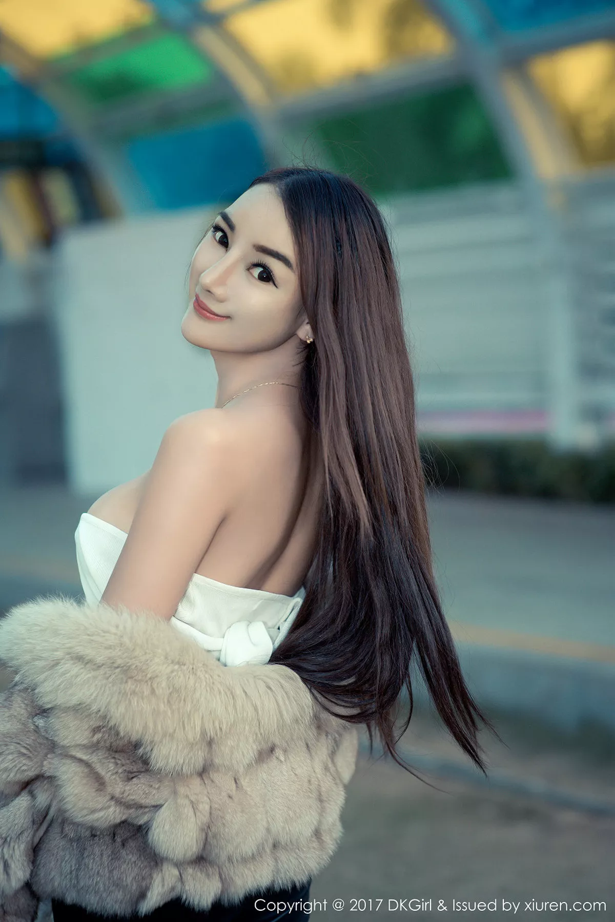 秀人集.com_[DKGirl御女郎]Vol.030_嫩模婕西儿jessie羊城旅拍高挑身材性感内衣秀豪乳写真54P