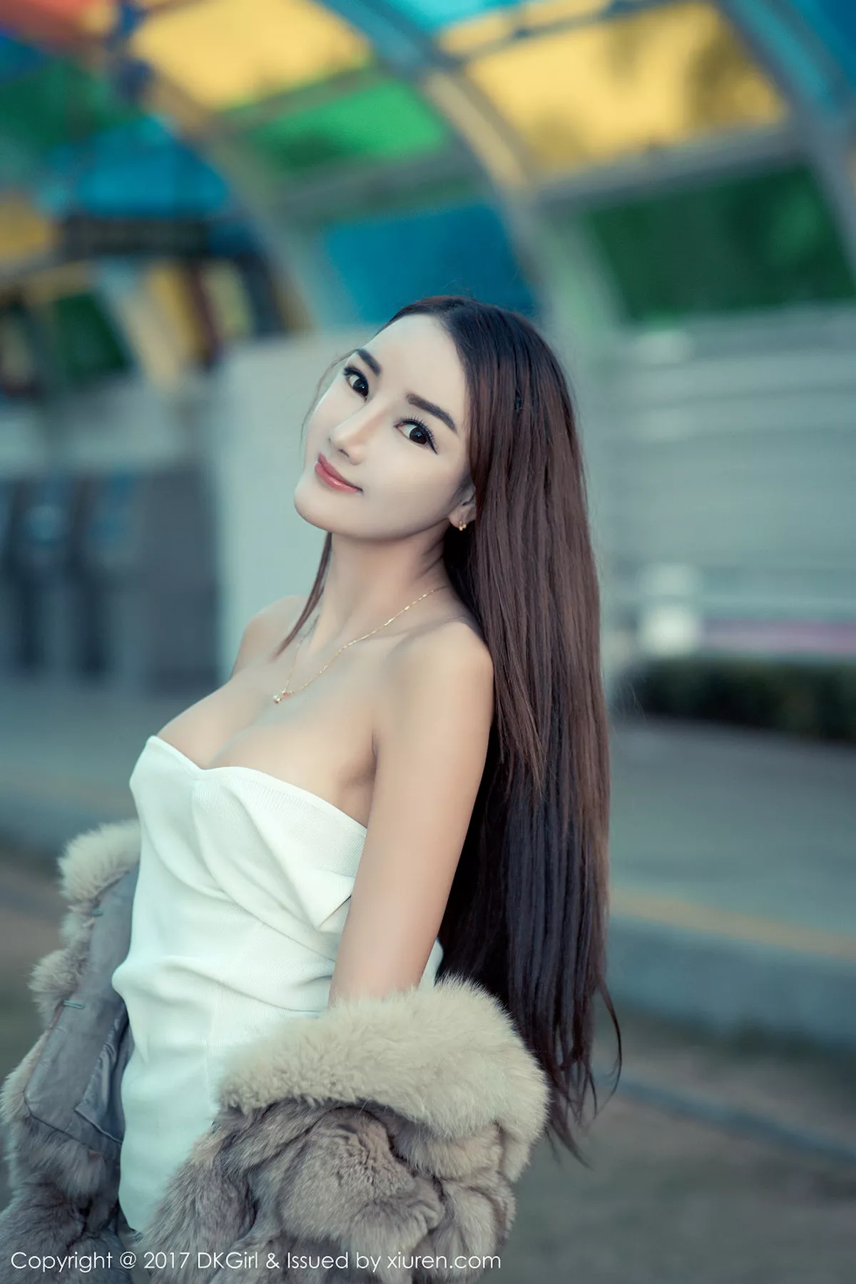 秀人集.com_[DKGirl御女郎]Vol.030_嫩模婕西儿jessie羊城旅拍高挑身材性感内衣秀豪乳写真54P