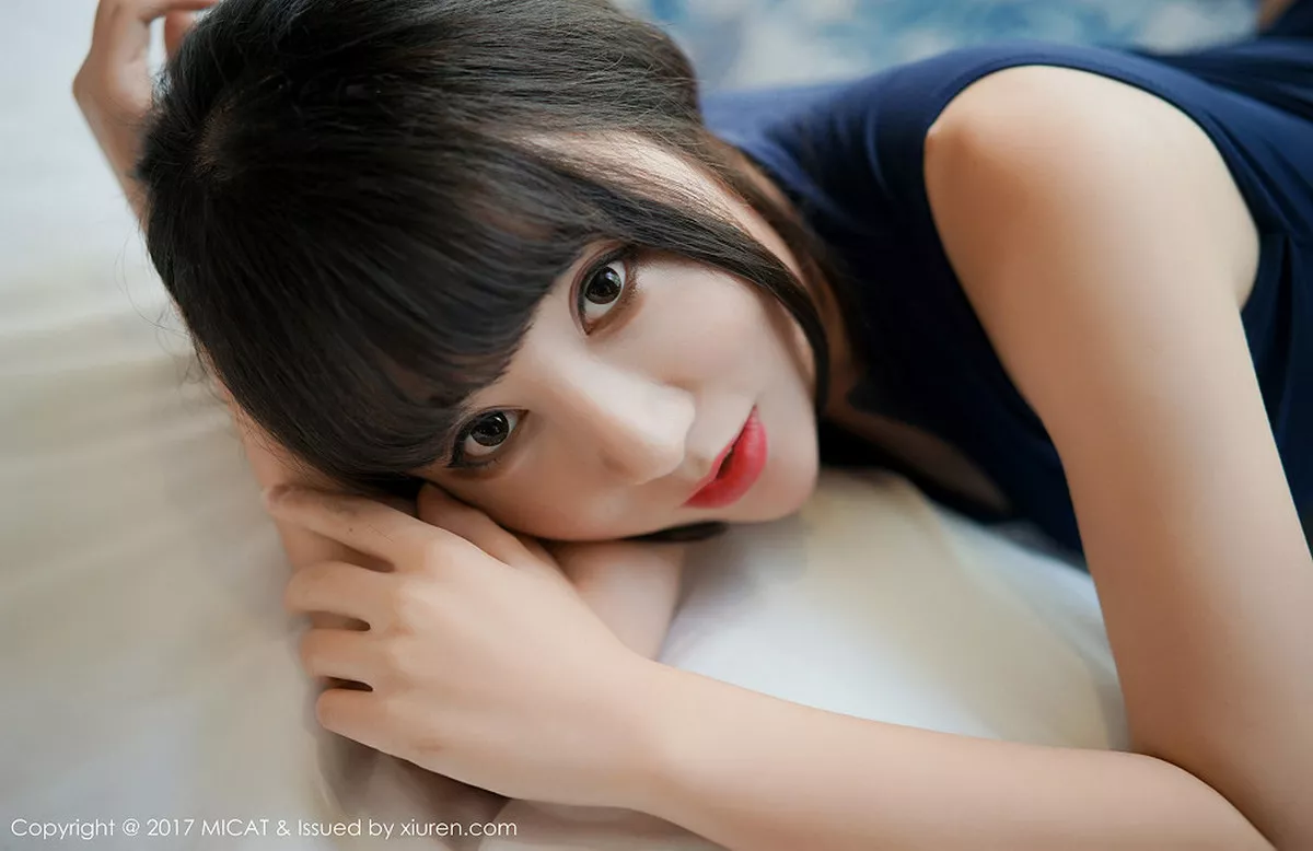 秀人集.com_[MICAT猫萌榜]Vol.027_嫩模夏笑笑Summer粉色高叉连体内衣秀完美身材性感写真47P