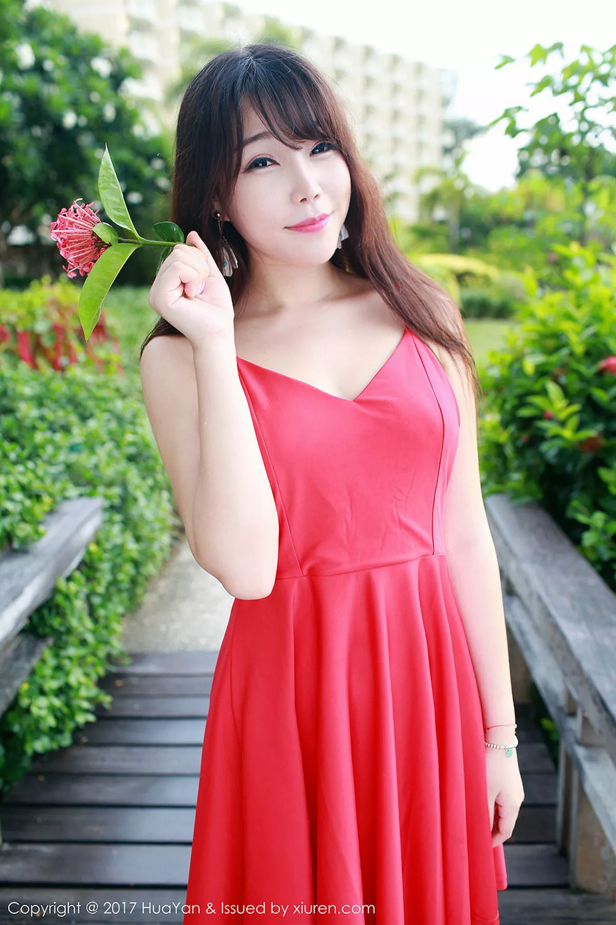 秀人集.com_[HuaYan花の颜]Vol.044_嫩模芝芝Booty塞班岛旅拍粉红高叉连体内衣湿身诱惑写真61P