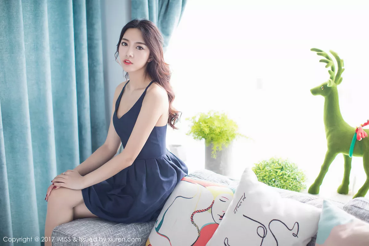 秀人集.com_[IMISS爱蜜社]Vol.174_新人嫩模嫣儿居家白色连身裙秀苗条身材婀娜多姿性感写真65P