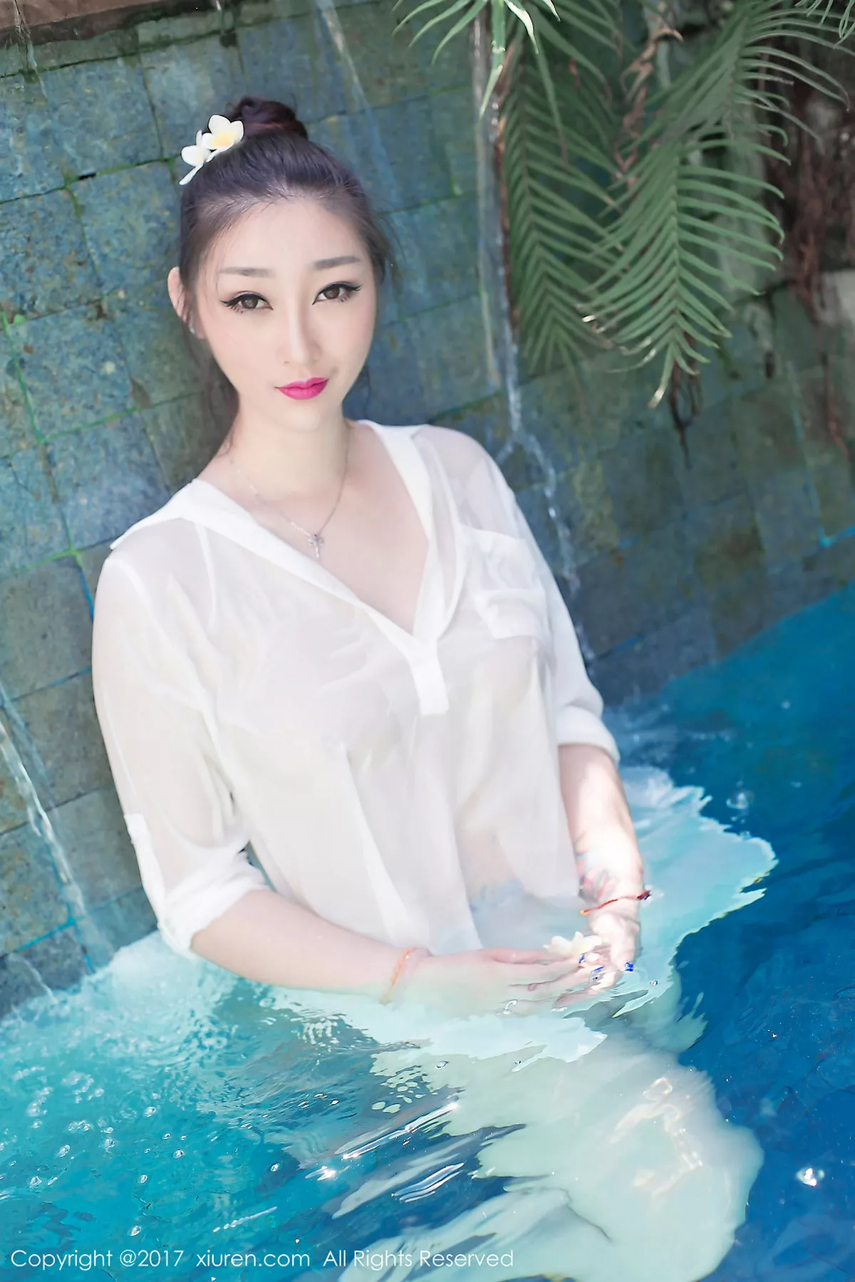 秀人集.com_[XiuRen秀人网]No.781_嫩模妲己_Toxic室外浴缸里全裸泡泡浴大尺度爆乳诱惑写真56P
