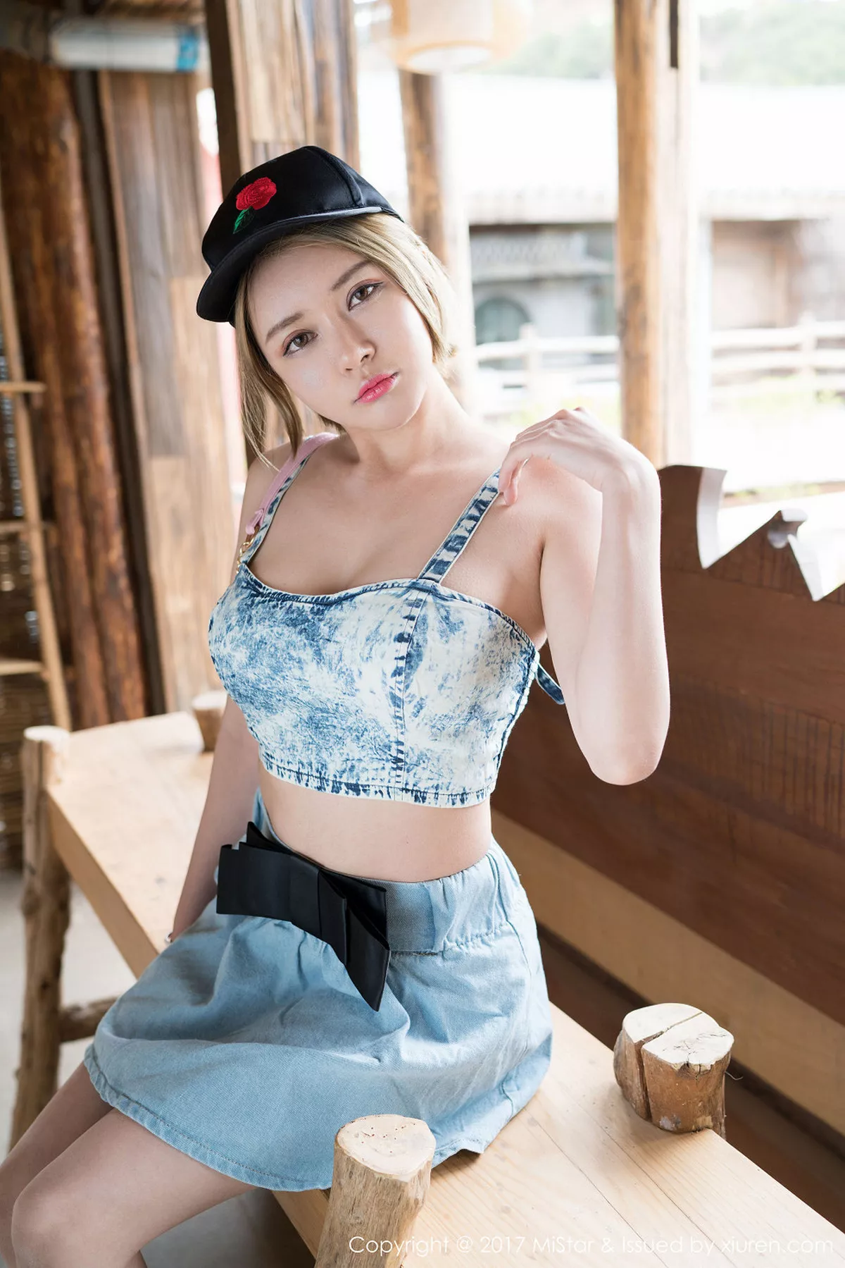 秀人集.com_[MiStar魅妍社]Vol.174_性感女神凯竹BuiBui丽江旅拍白色蕾丝内裤撩人诱惑写真40P