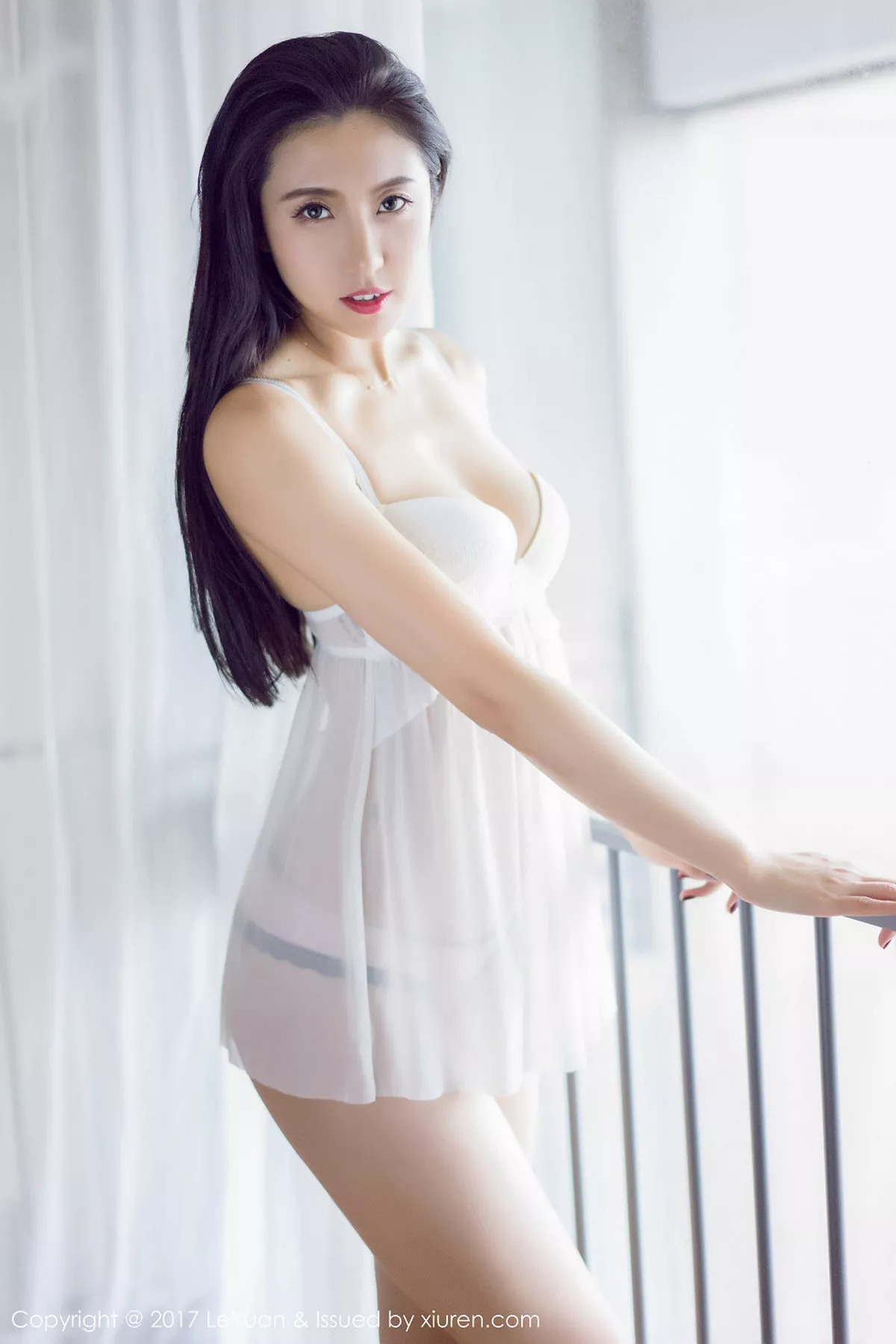 秀人集.com_[LeYuan星乐园]Vol.044_高挑美女大熙职场OL蒙面黑丝+浴室湿身完美诱惑写真47P