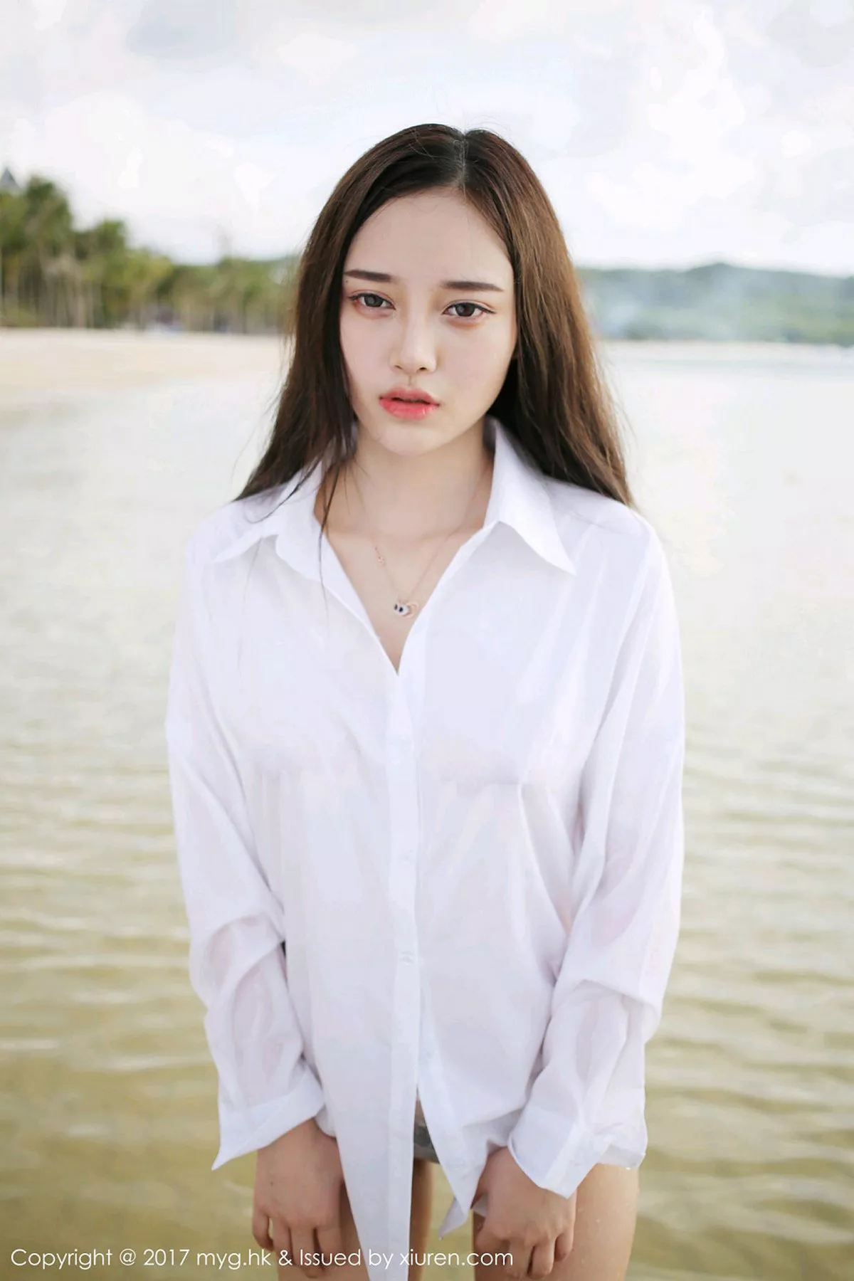 秀人集.com_[MyGirl美媛馆]Vol.259_女神唐琪儿il心愿旅拍海边真空白衬衫秀豪乳诱惑写真60P