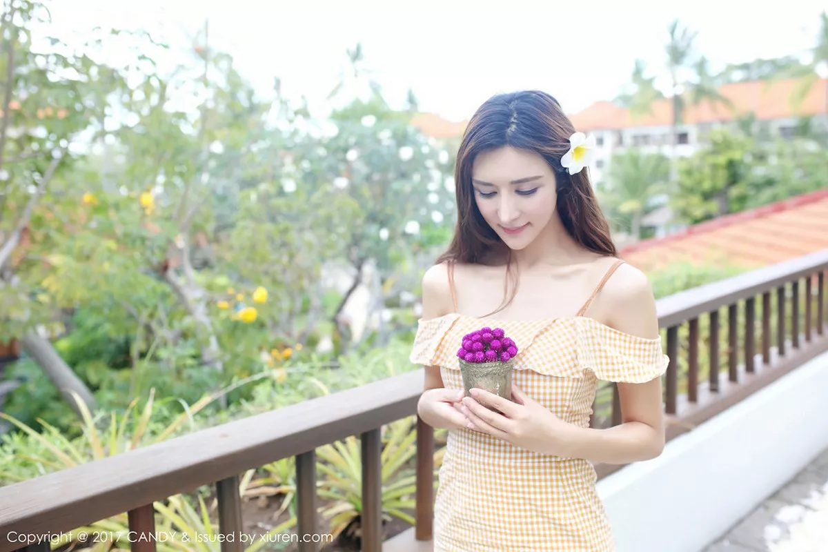 秀人集.com_[Candy糖果画报]Vol.041_嫩模伊莉娜巴厘岛旅拍沙滩边红色性感比基尼秀完美身材写真43P