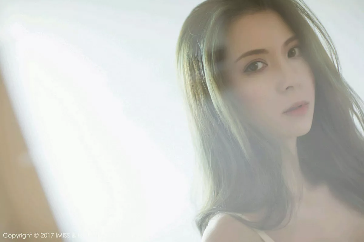 秀人集.com_[IMISS爱蜜社]Vol.204_气质美女Carry居家私房内衣系列秀完美身材性感迷人写真47P