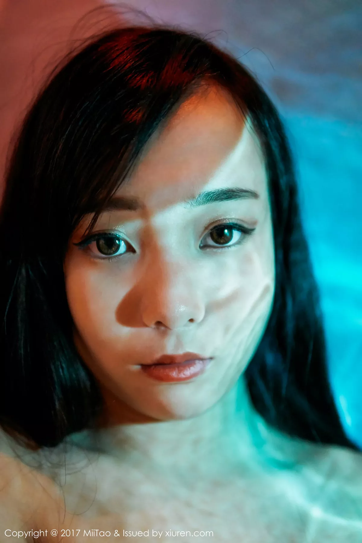 秀人集.com_[MiiTao蜜桃社]Vol.086_嫩模瑞欣大尺度私房粉嫩薄纱睡衣半脱秀傲人豪乳诱惑写真50P