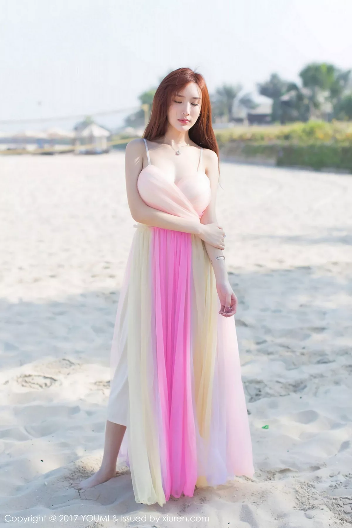 秀人集.com_[YouMi尤蜜荟]Vol.092_嫩模土肥圆矮挫穷海边沙滩清新唯美风彩色长裙性感写真44P