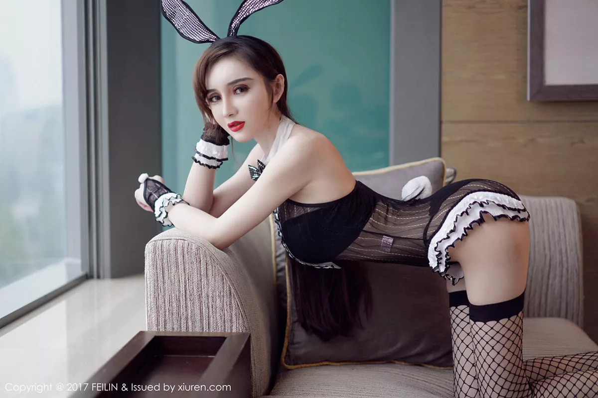 秀人集.com_[FeiLin嗲囡囡]Vol.120_嫩模waya小帝姬居家私房性感黑丝兔女郎妩媚诱惑写真40P