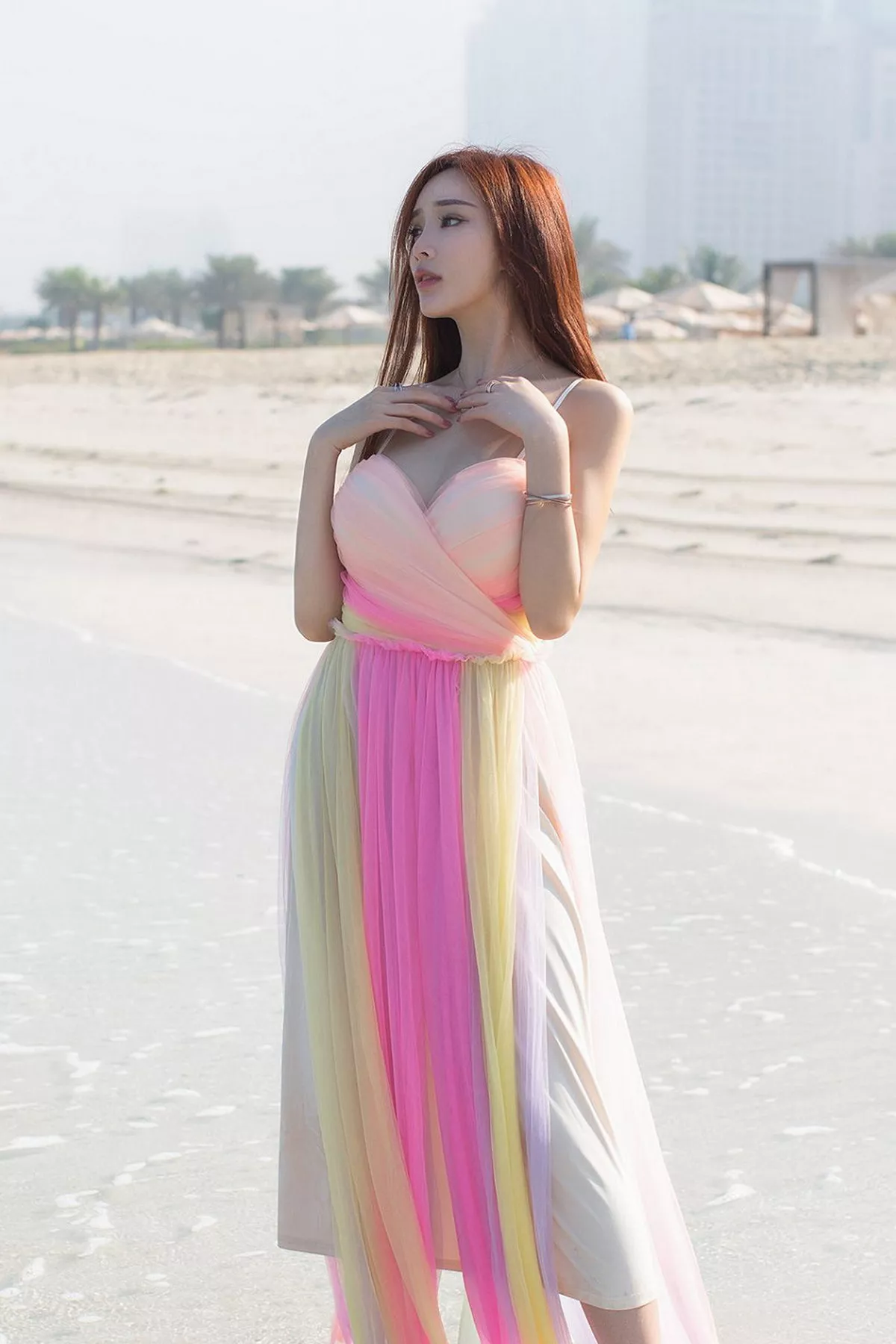 秀人集.com_[YouMi尤蜜荟]Vol.092_嫩模土肥圆矮挫穷海边沙滩清新唯美风彩色长裙性感写真44P