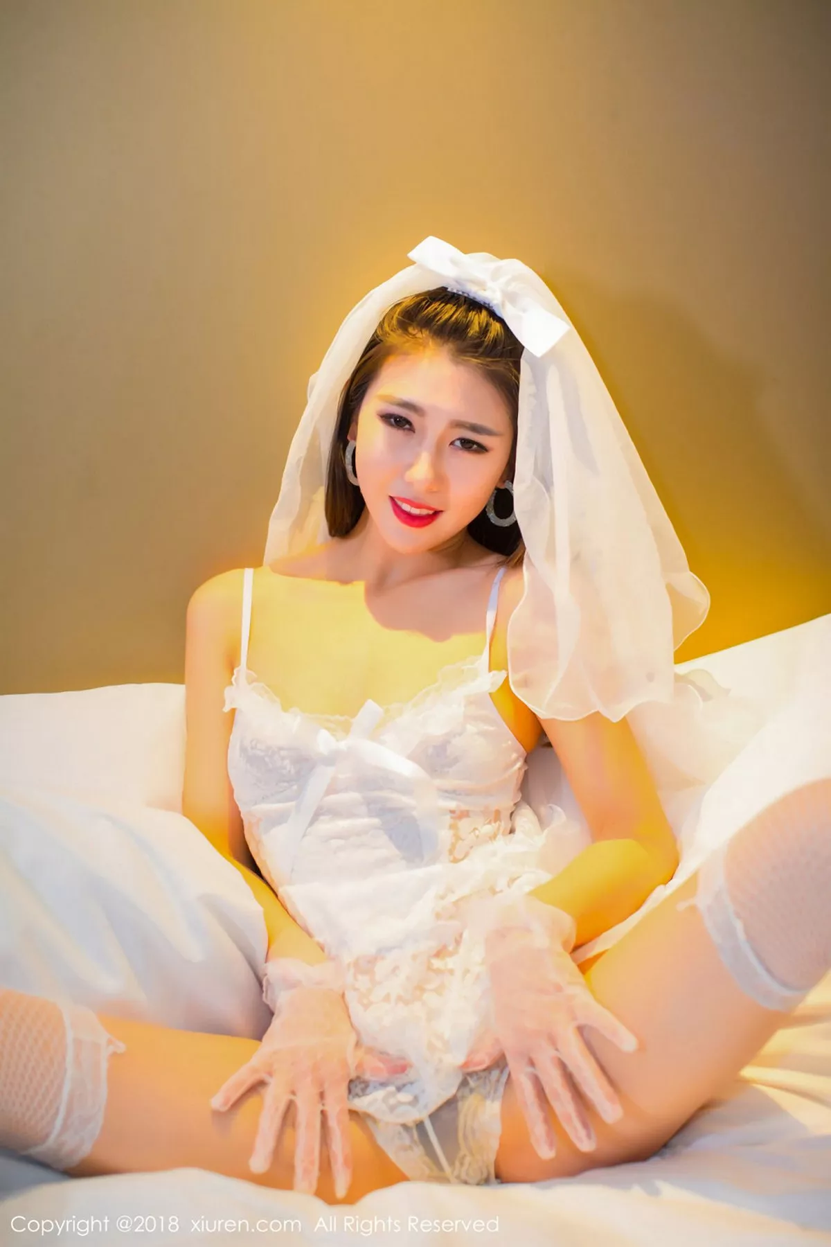 秀人集.com_[XiuRen秀人网]No.896_嫩模糖果儿情趣镂空婚纱配吊带蕾丝网袜欲望无限诱惑写真56P