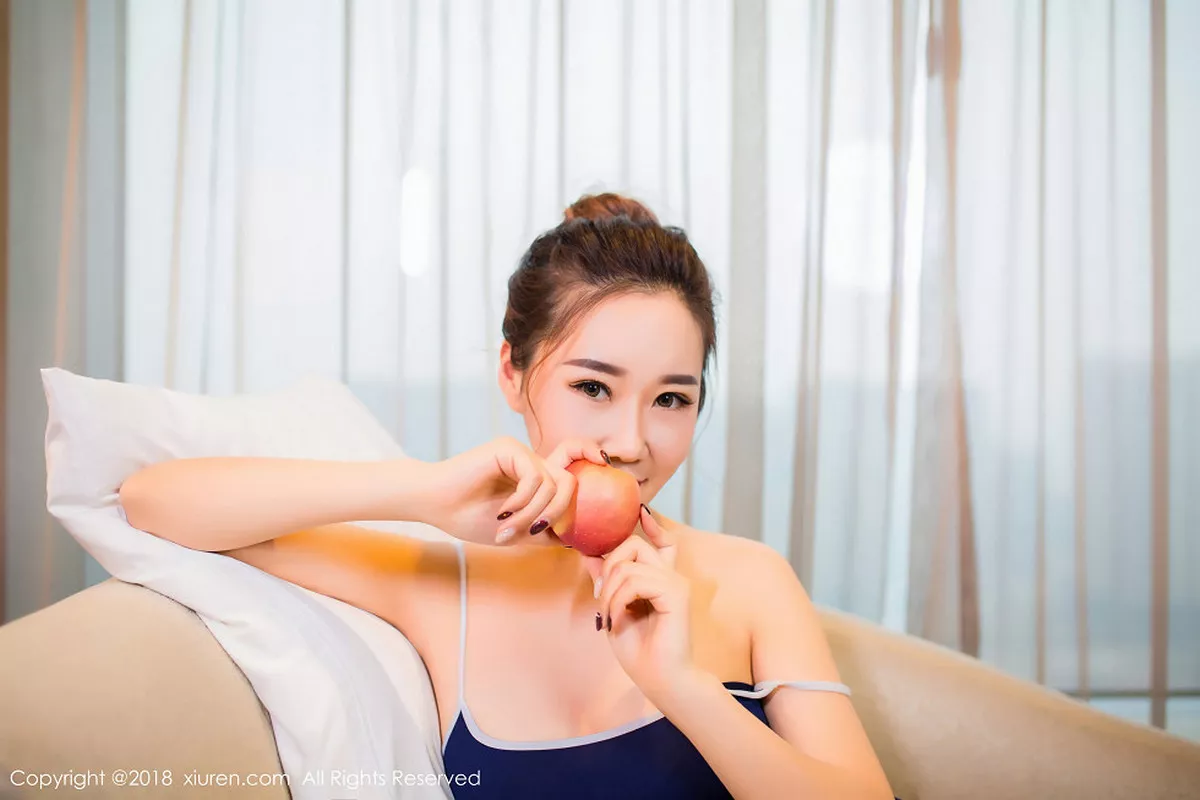 秀人集.com_[XiuRen秀人网]No.910_嫩模棉花糖candy居家超低胸死库水秀完美身材撩人诱惑写真51P