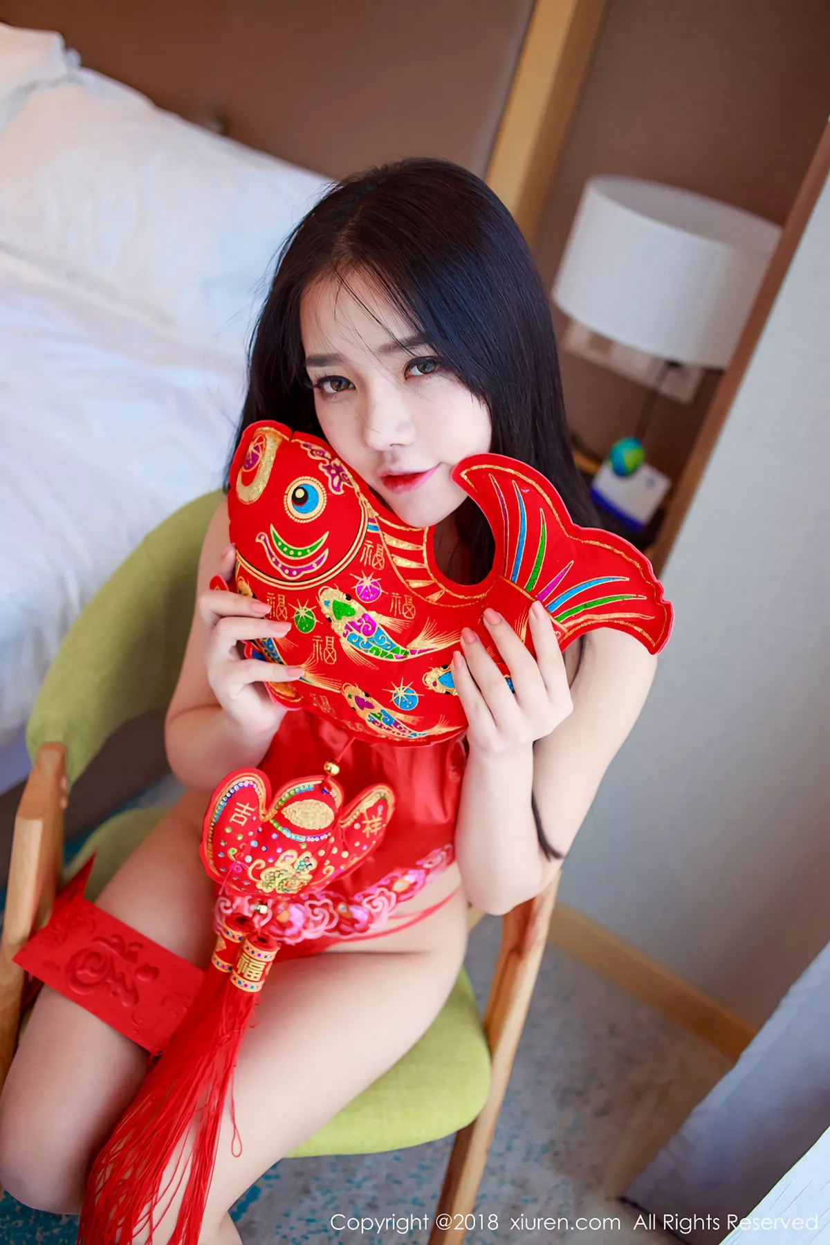 秀人集.com_[XiuRen秀人网]No.921_嫩模夏雪爱红肚兜配红色丁字裤大尺度半脱秀美乳诱惑写真54P