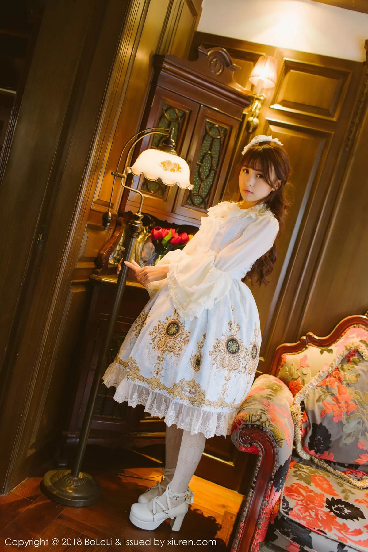 秀人集.com_[Tukmo兔几盟]Vol.113_嫩模夏美酱户外古典优雅洛丽塔系列+清纯可爱学生制服写真62P