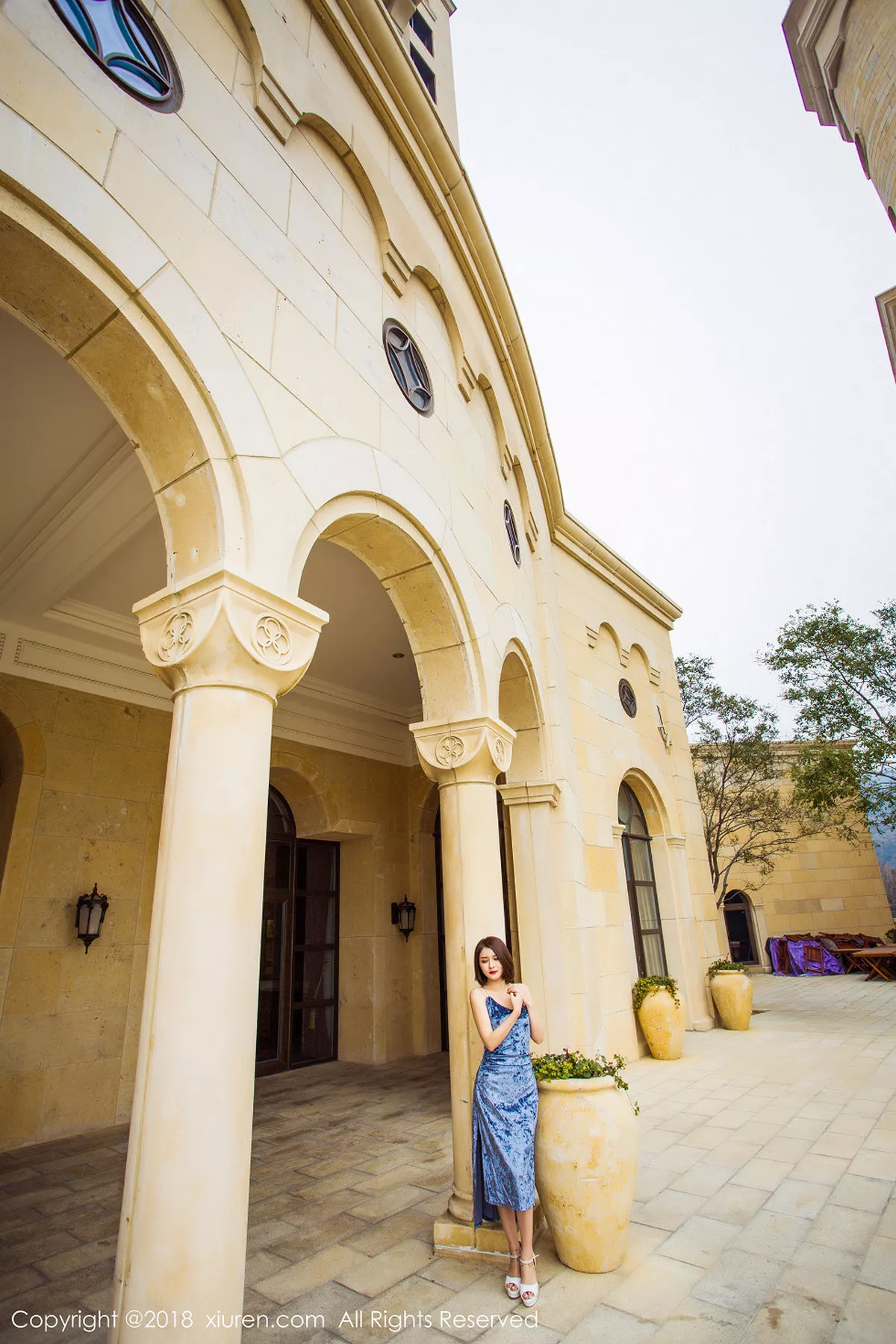 秀人集.com_[XiuRen秀人网]No.935_嫩模廿十居家私房红色塑身内衣秀完美身材白嫩肌肤性感写真58P