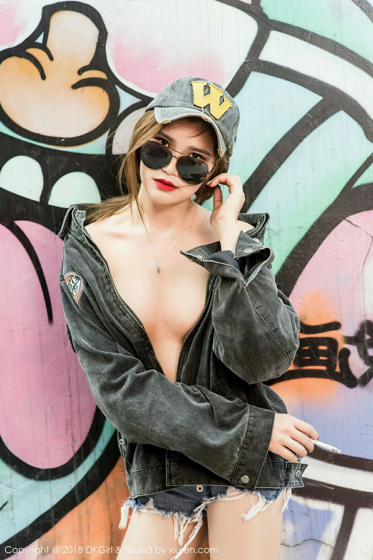 秀人集.com_[DKGirl御女郎]Vol.062_嫩模Ting婷婷居家白色蕾丝薄纱全脱秀豪乳双手遮点诱惑写真53P