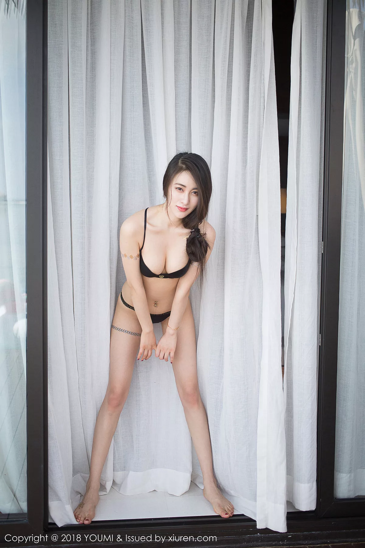 秀人集.com_[YouMi尤蜜荟]Vol.114_嫩模穆菲菲马尔代夫旅拍性感比基尼秀完美身材诱惑写真42P