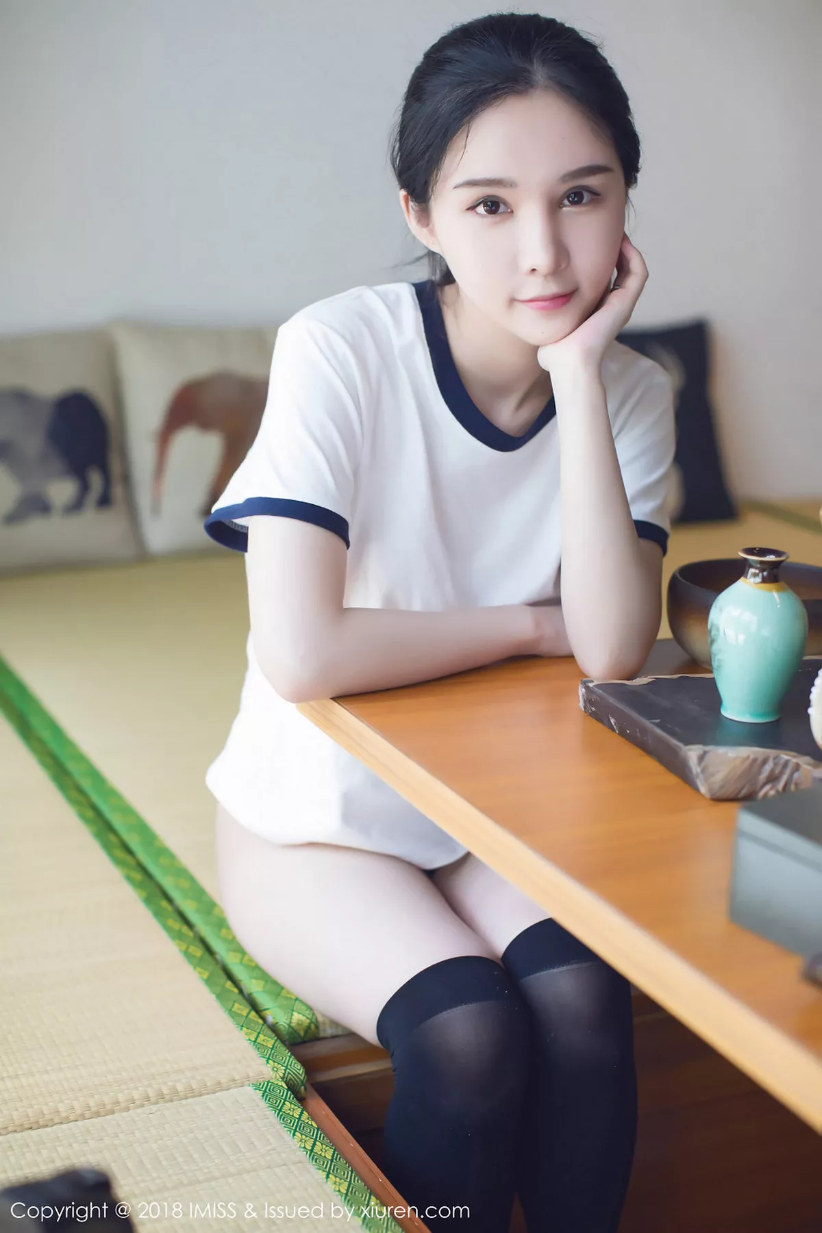 秀人集.com_[IMISS爱蜜社]Vol.229_嫩模艾米Amy白色吊带高叉连体衣秀丰满美乳妩媚诱惑写真35P