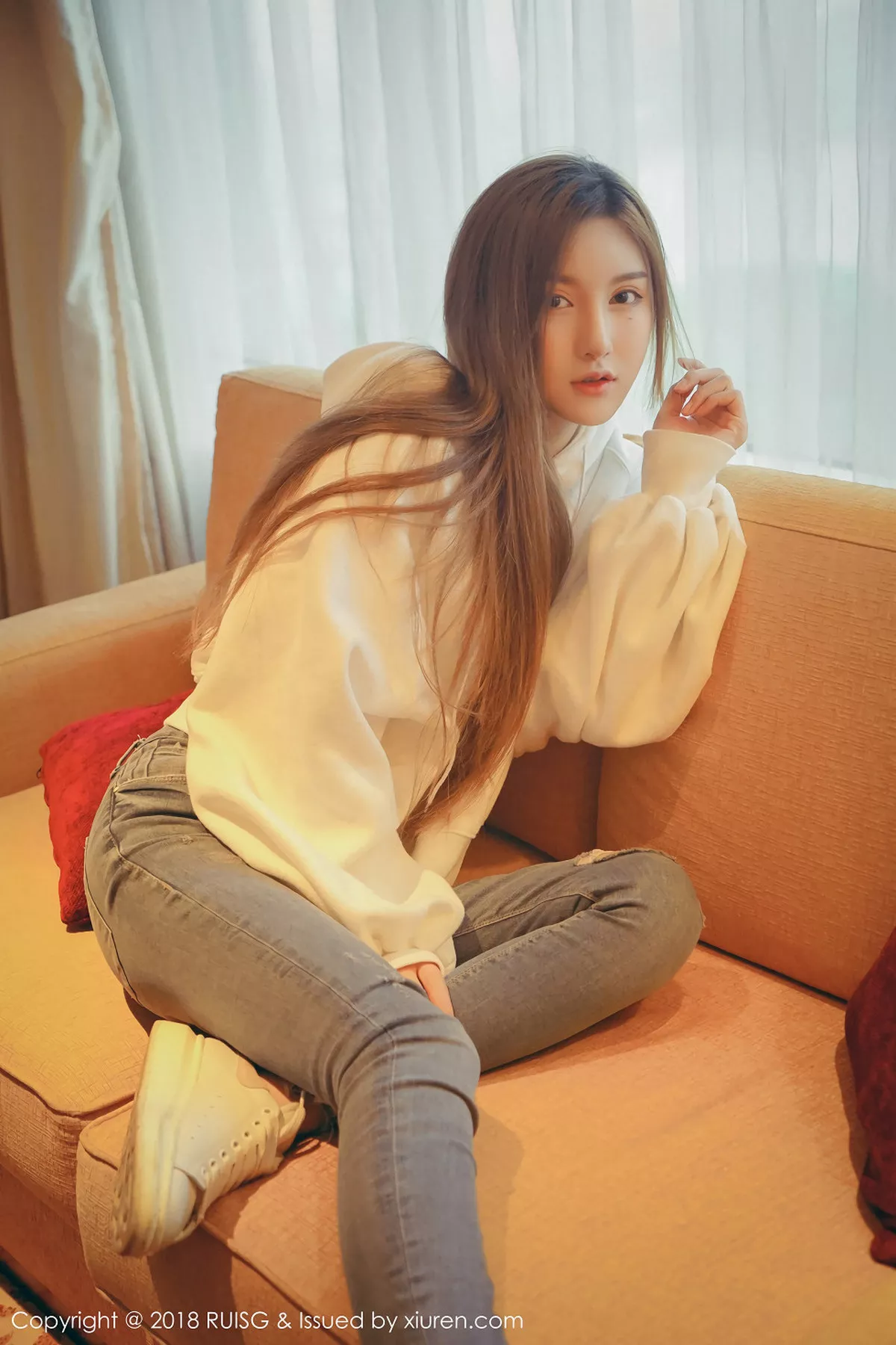 秀人集.com_[RUISG瑞丝馆]Vol.045_清纯小妞M梦baby柔情私房发布居家甜美迷人清爽写真40P