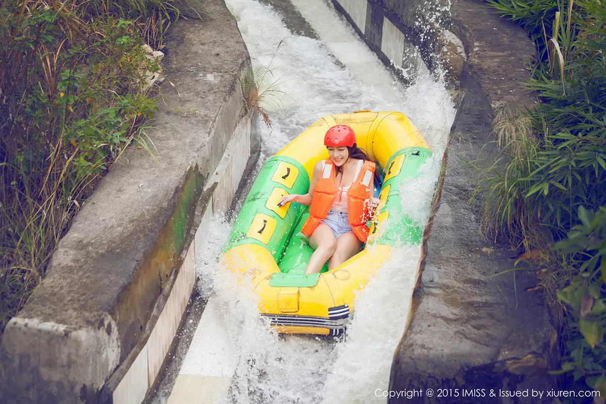 秀人集.com_[IMISS爱蜜社]Vol.037_嫩模Nono酱富都飘雪温泉外拍性感比基尼完美写真53P