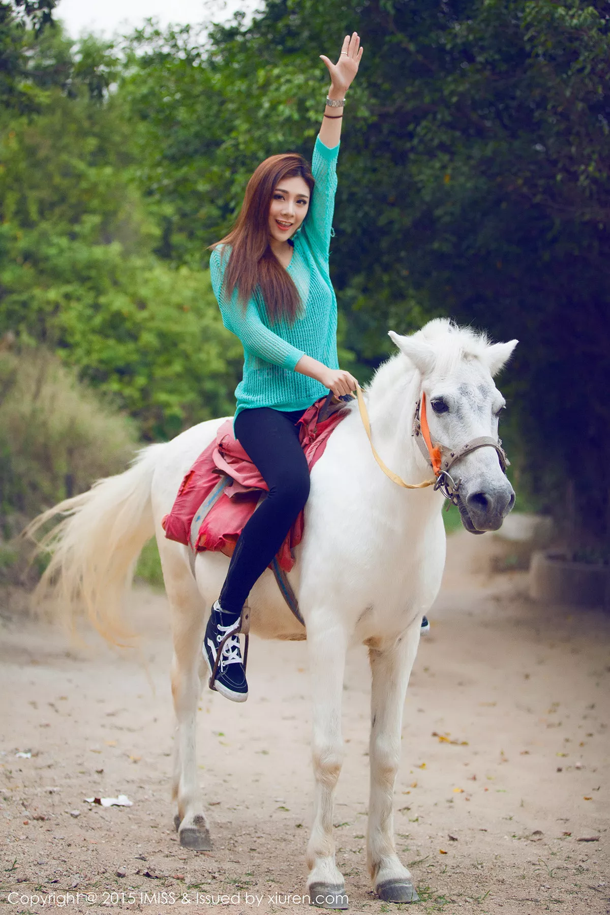 秀人集.com_[IMISS爱蜜社]Vol.037_嫩模Nono酱富都飘雪温泉外拍性感比基尼完美写真53P