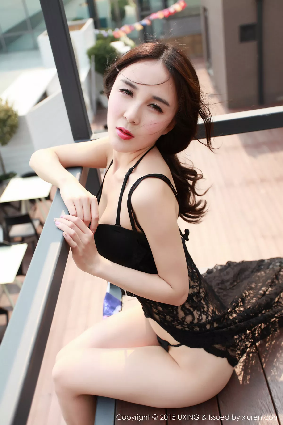 秀人集.com_[UXING优星馆]Vol.034_嫩模Candy刘美辰黑丝吊带长裙缕空秀美胸翘臀写真51P