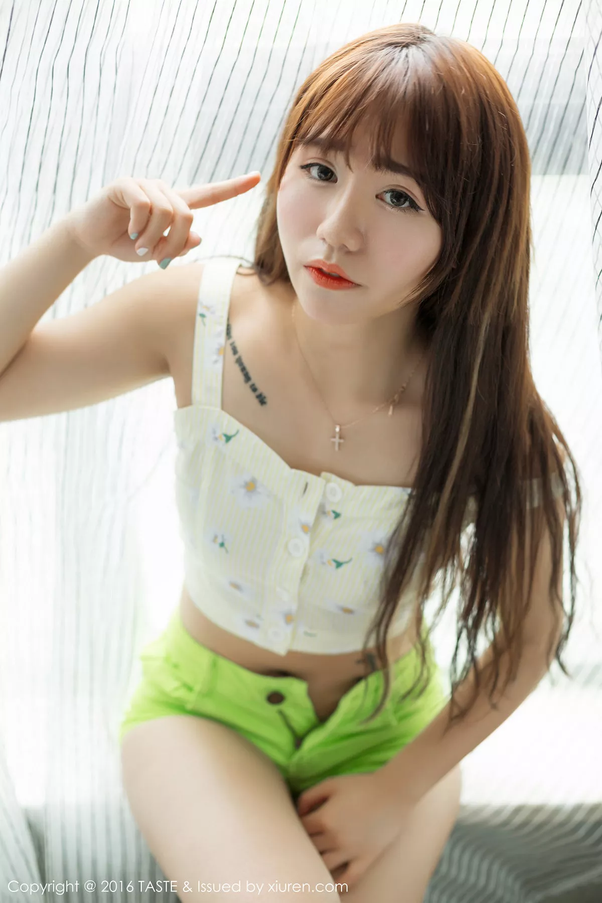 秀人集.com_[Taste顽味生活]Vol.026_嫩模鱼子酱宝saki内衣美少女秀纹身性感迷人写真45P