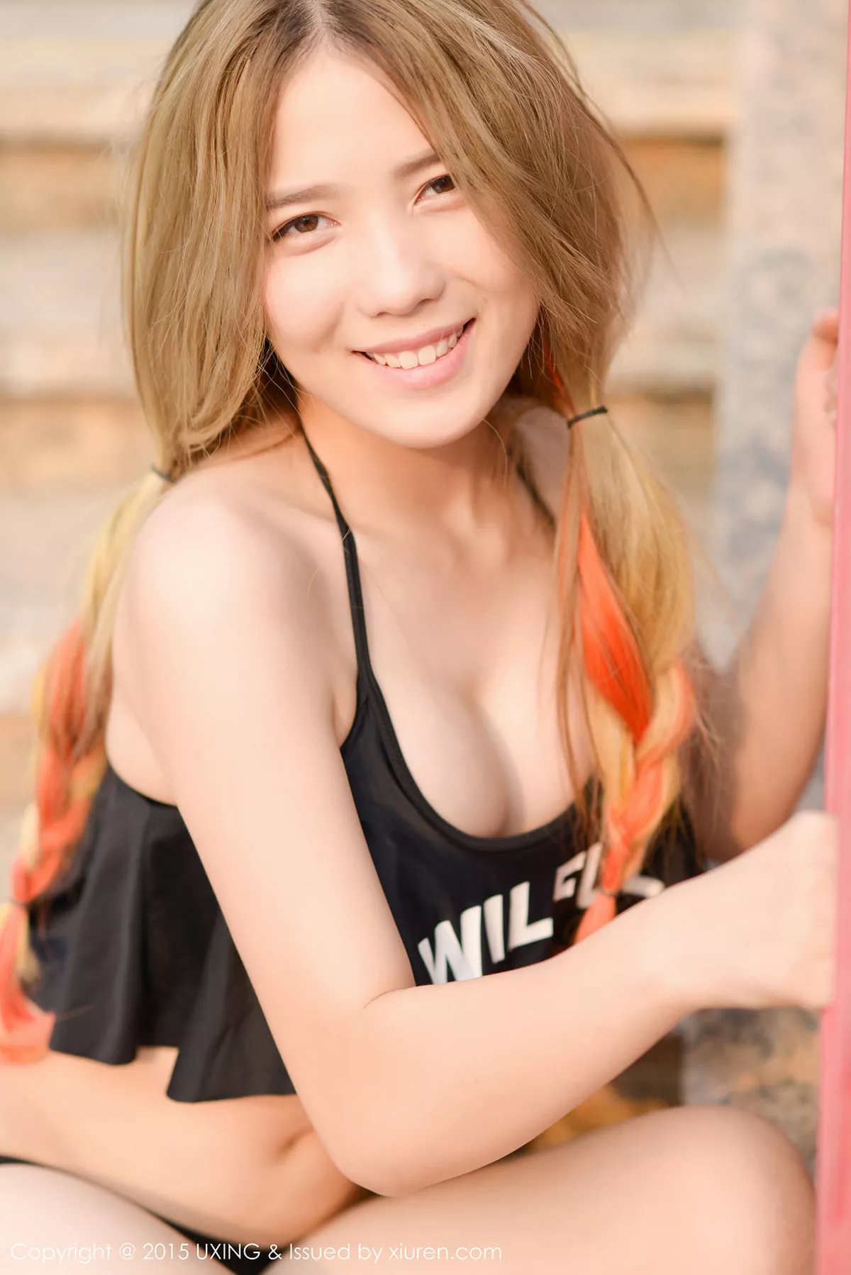 秀人集.com_[UXING优星馆]Vol.026_嫩模懒桃子黑色比基尼秀完美身材性感美胸写真50P