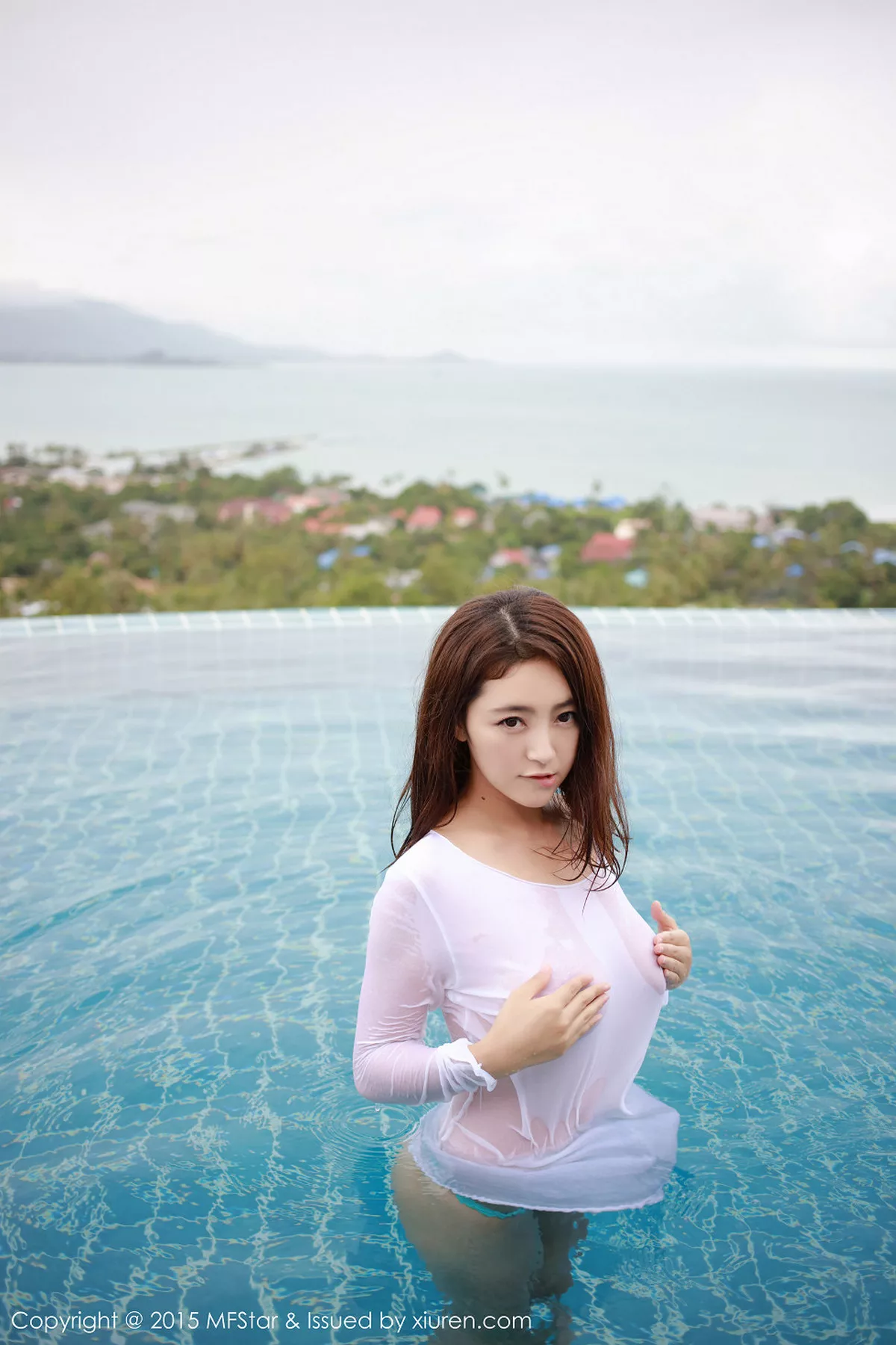 秀人集.com_[MFStar模范学院]Vol.039_嫩模夏茉GIGI苏梅旅拍性感比基尼系列完美身材写真51P