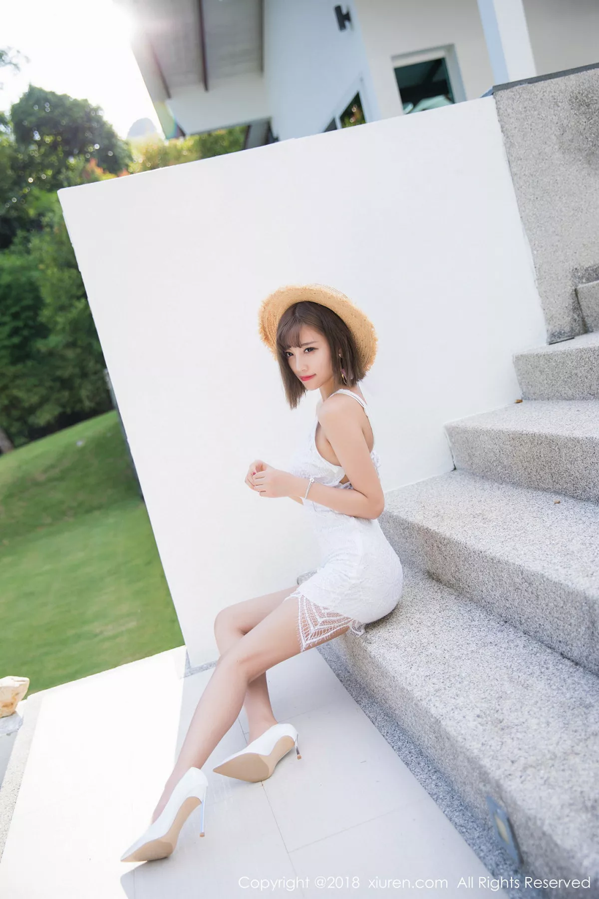 秀人集.com_[XiuRen秀人网]No.993_甜美女神杨晨晨sugar甲米旅拍粉色旗袍泳池里湿身诱惑写真50P