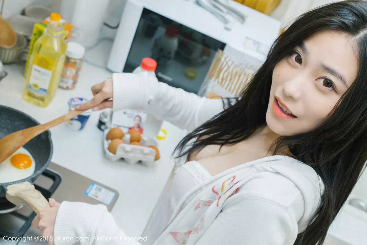 秀人集.com_[XiuRen秀人网]No.1024_女神许诺Sabrina居家早安女友系列床上慵懒迷人写真82P